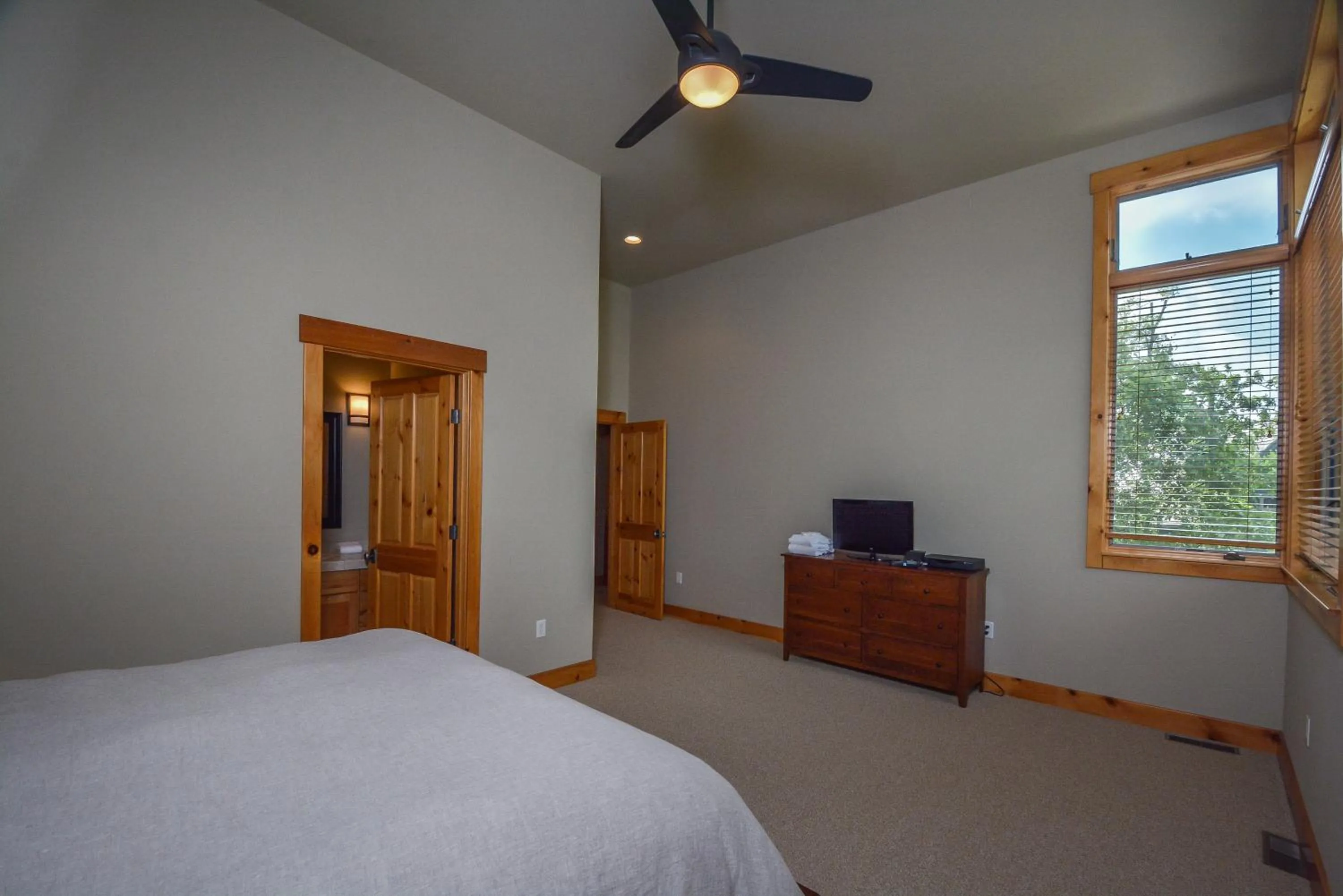 Bed in Retreat on Main Street