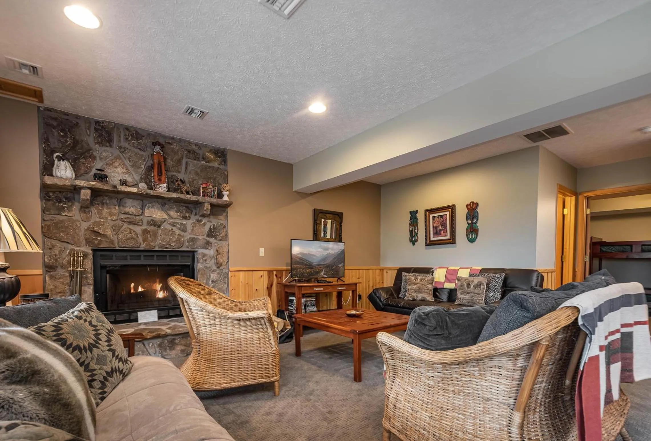 Property building in Tarenga House