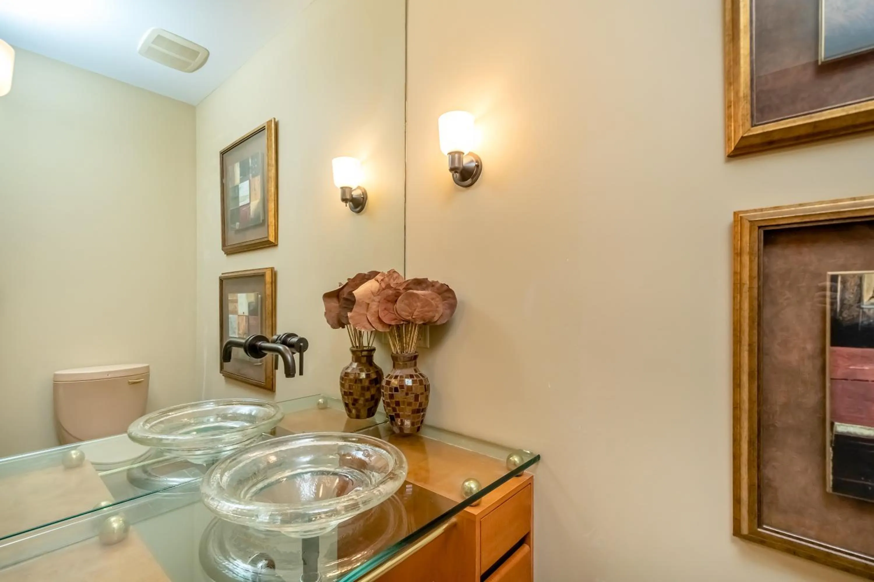 Property building in Valhalla