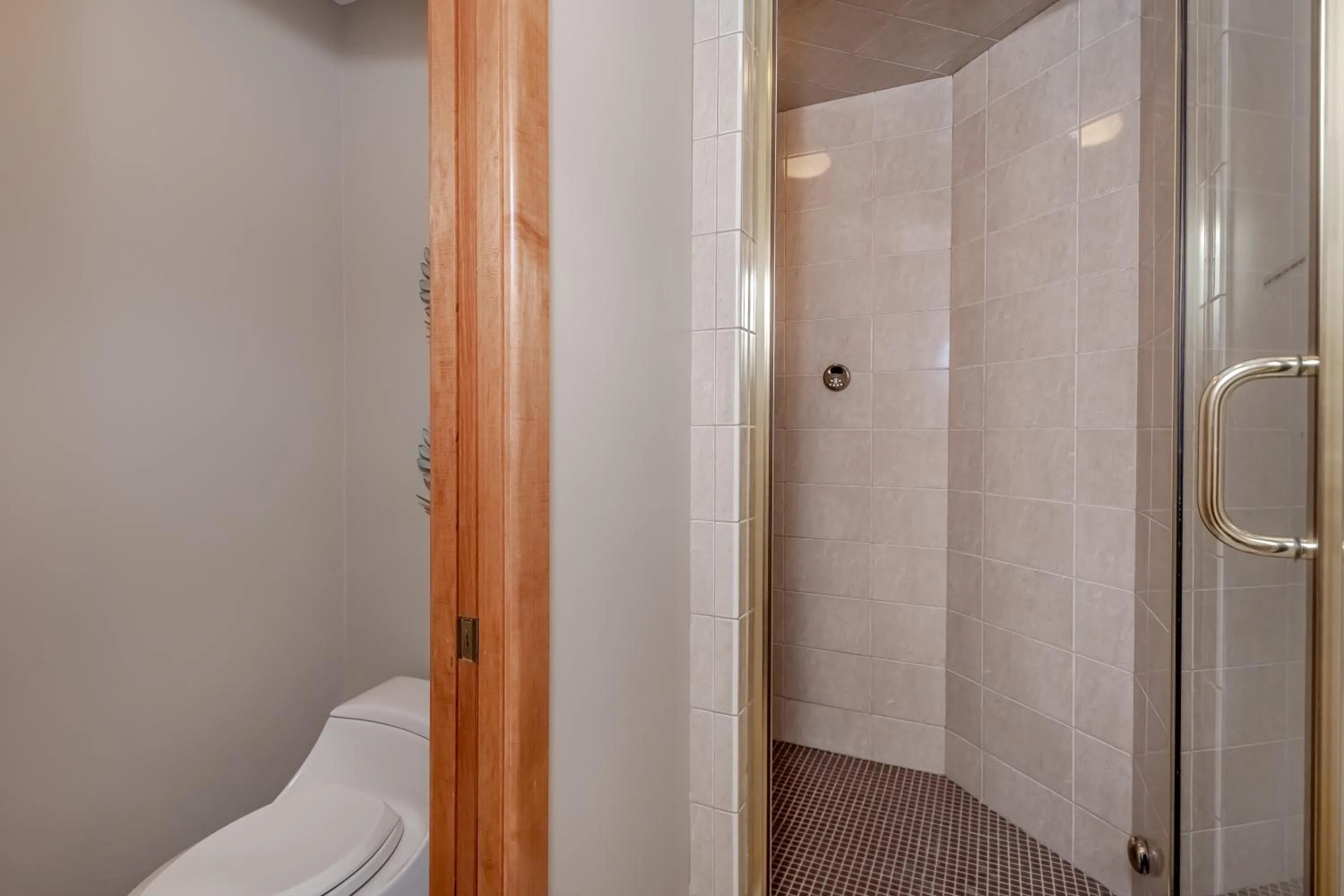 Property building in Valhalla