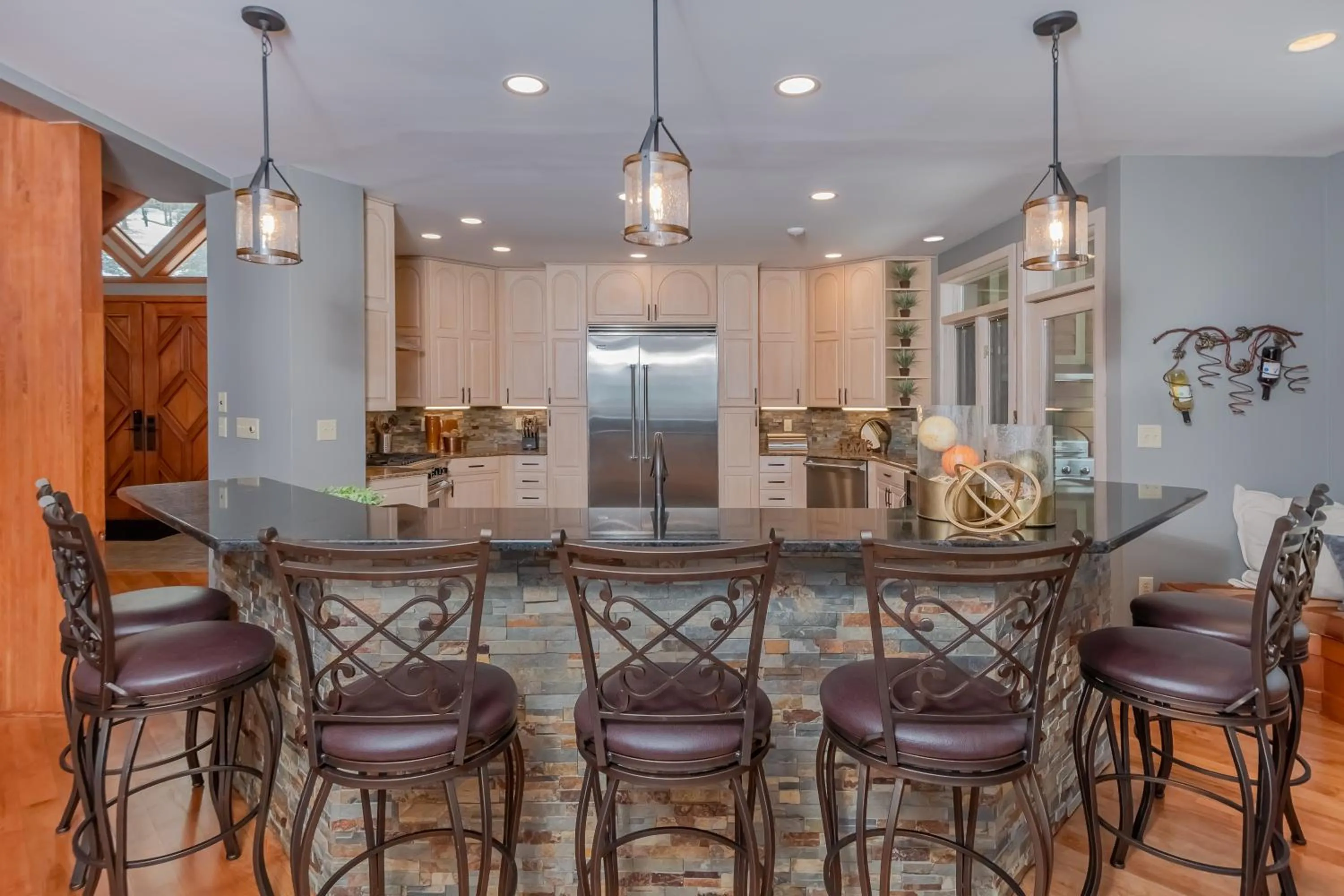 Property building in Valhalla