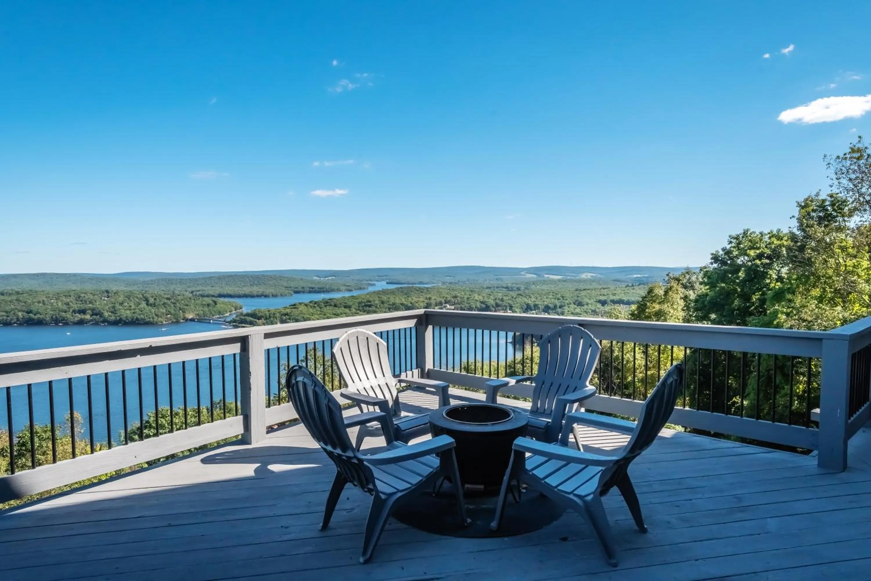 Property building in Valhalla