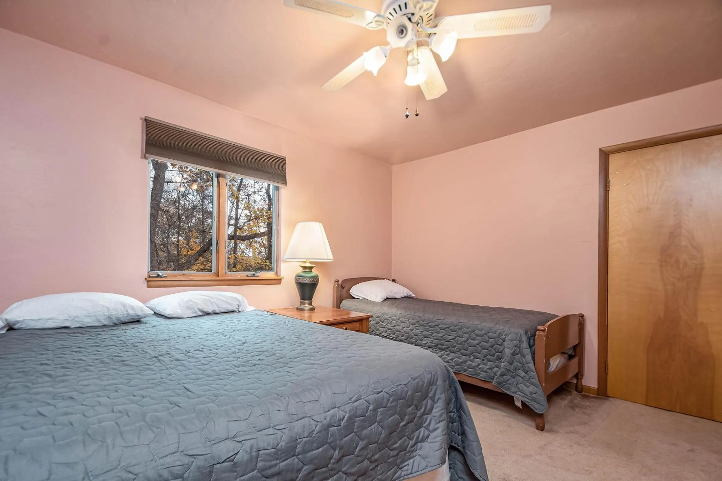 Property building, Bed in Views & Brews