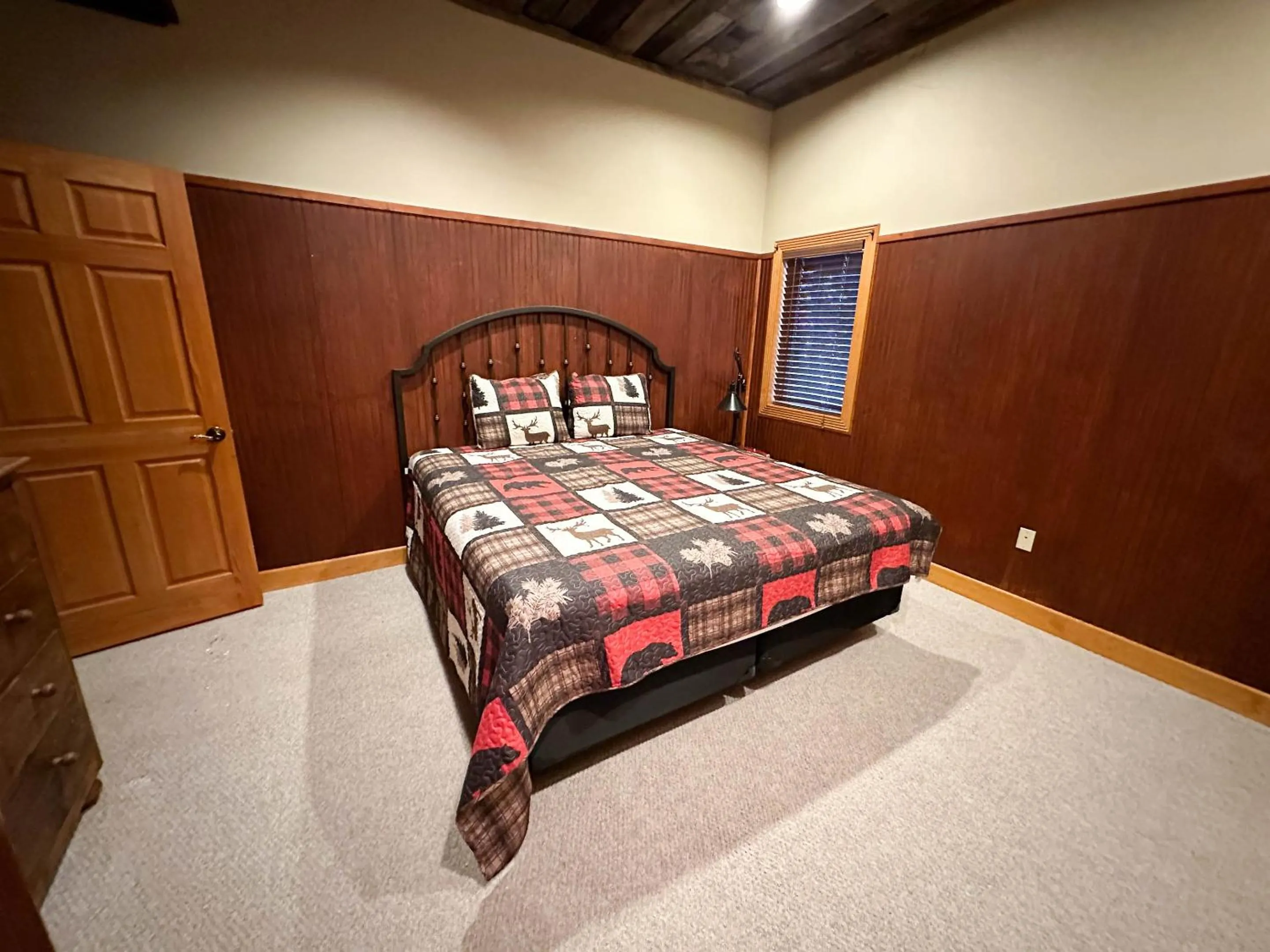 Bed in Wisp N Around