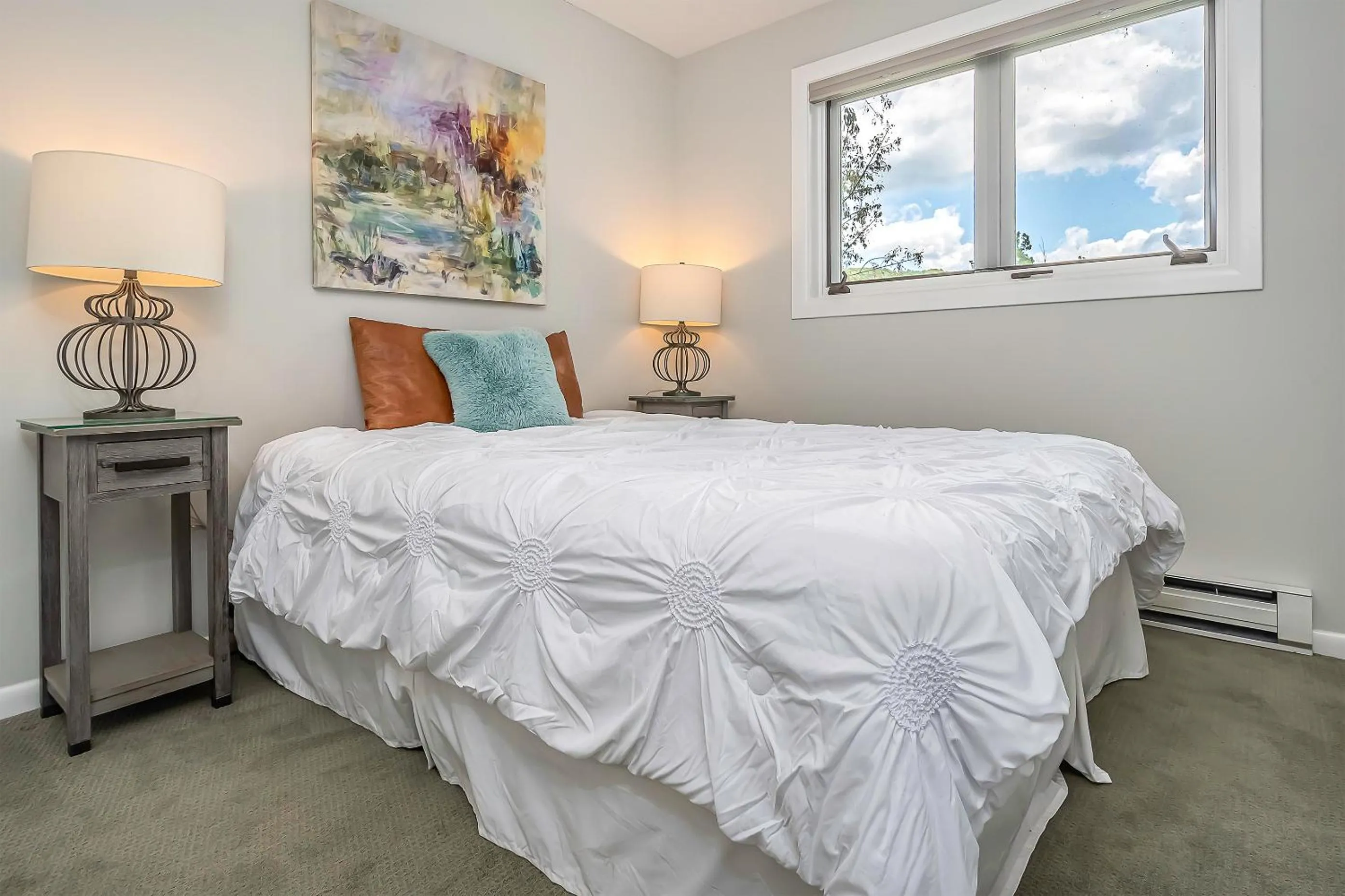 Property building, Bed in Ski Harbor 11