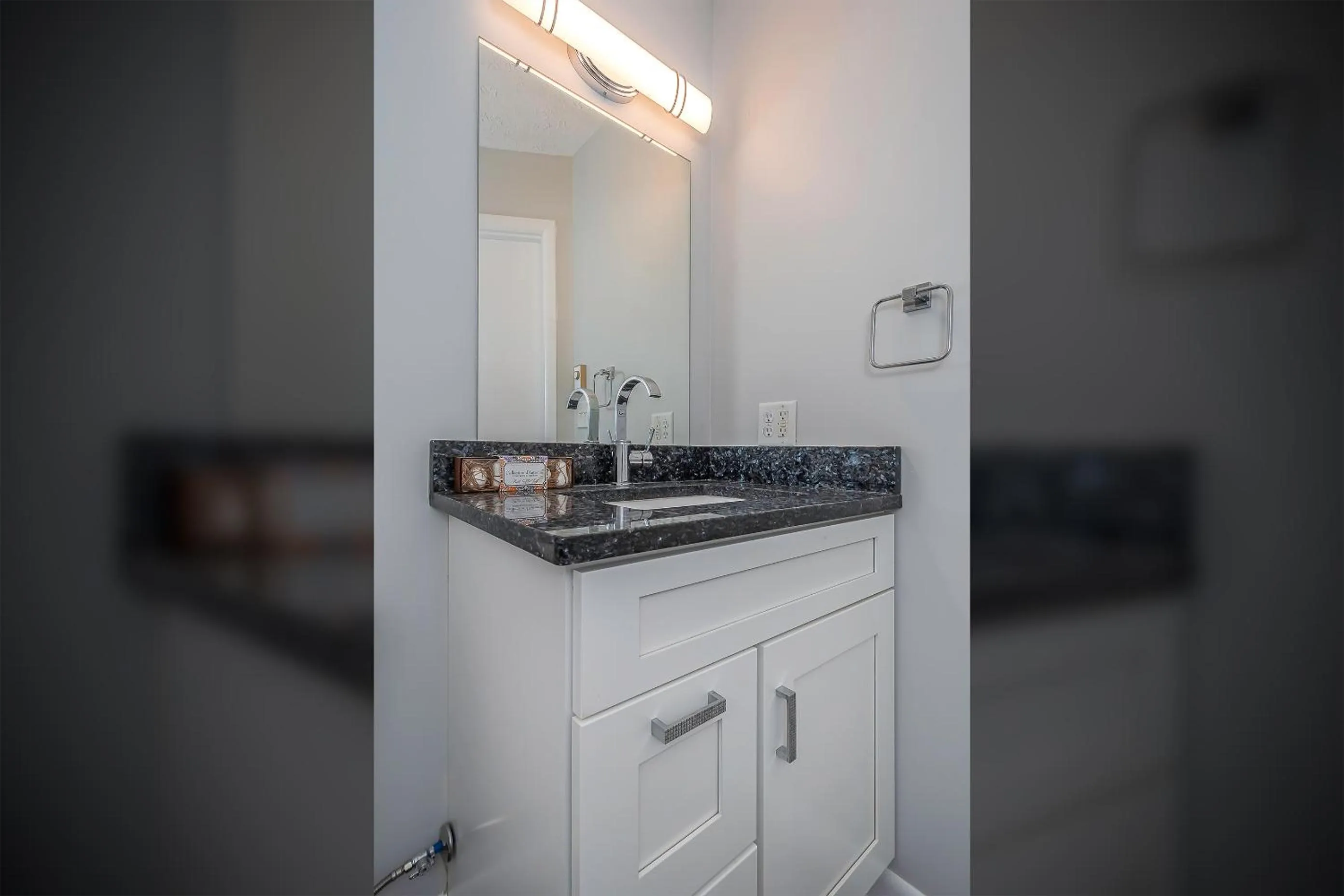 Property building in Ski Harbor 11