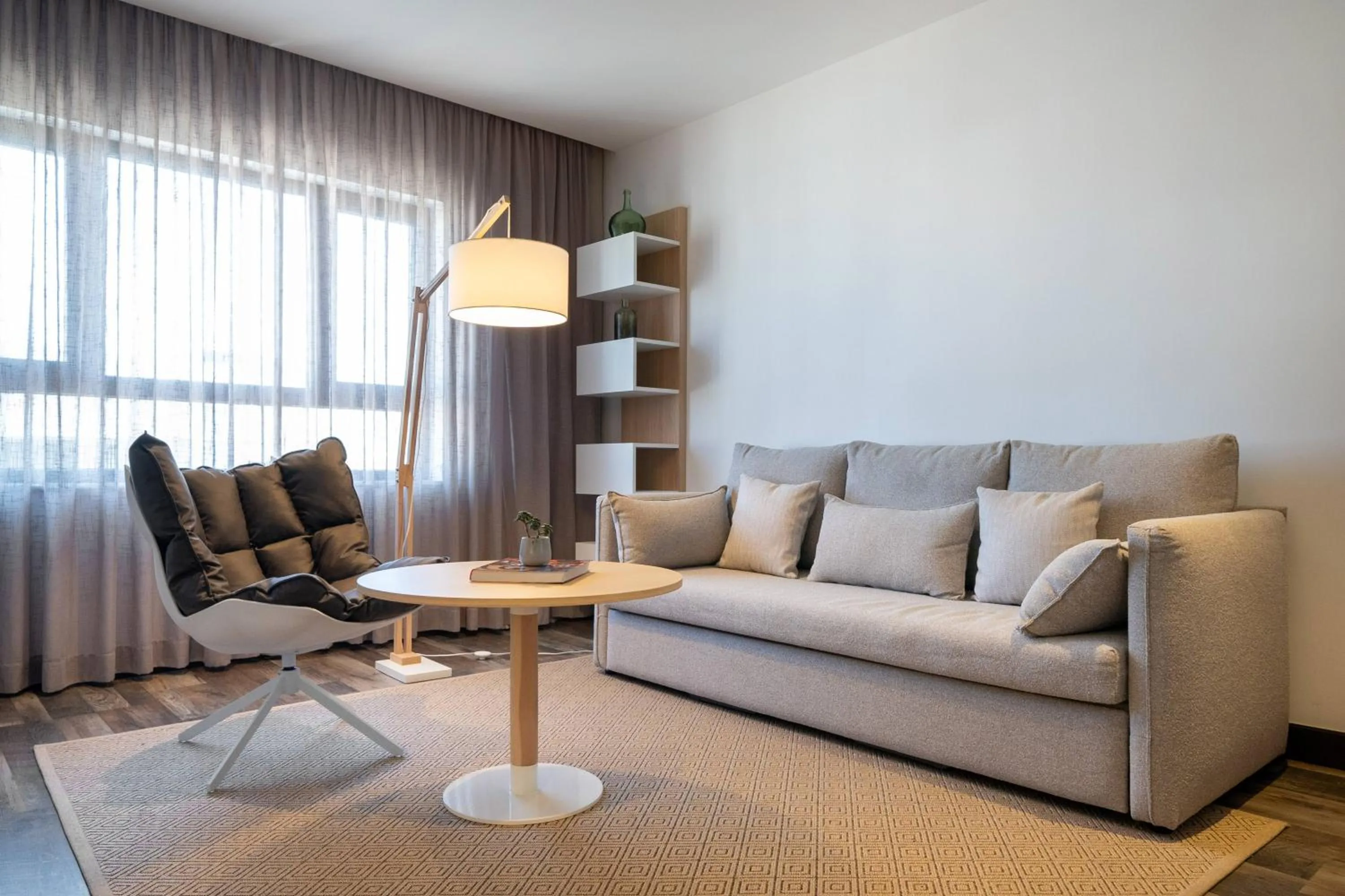 Property building in Hotel Cádiz Paseo del Mar Affiliated by Meliá