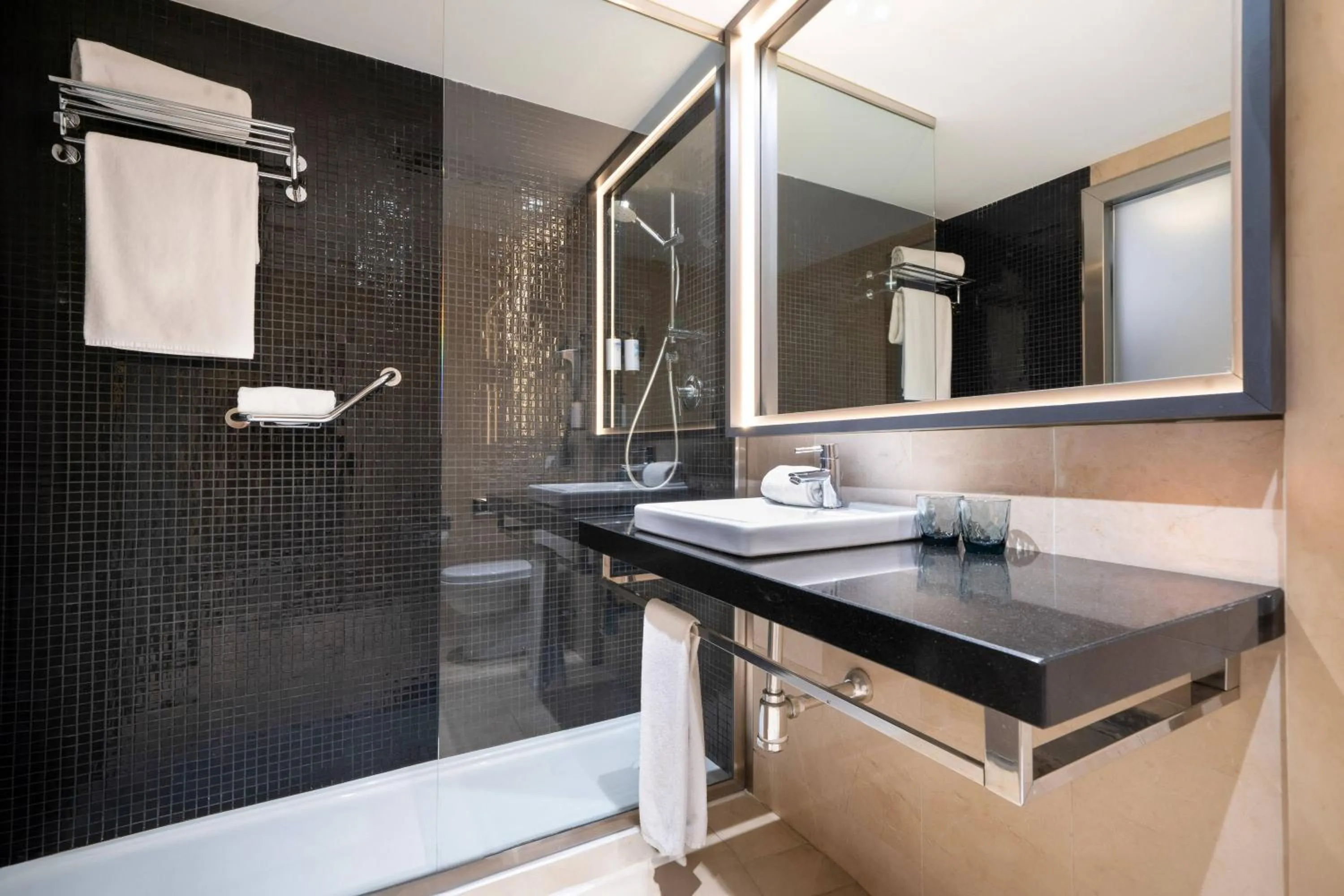 Hotel Cádiz Paseo del Mar Affiliated by Meliá