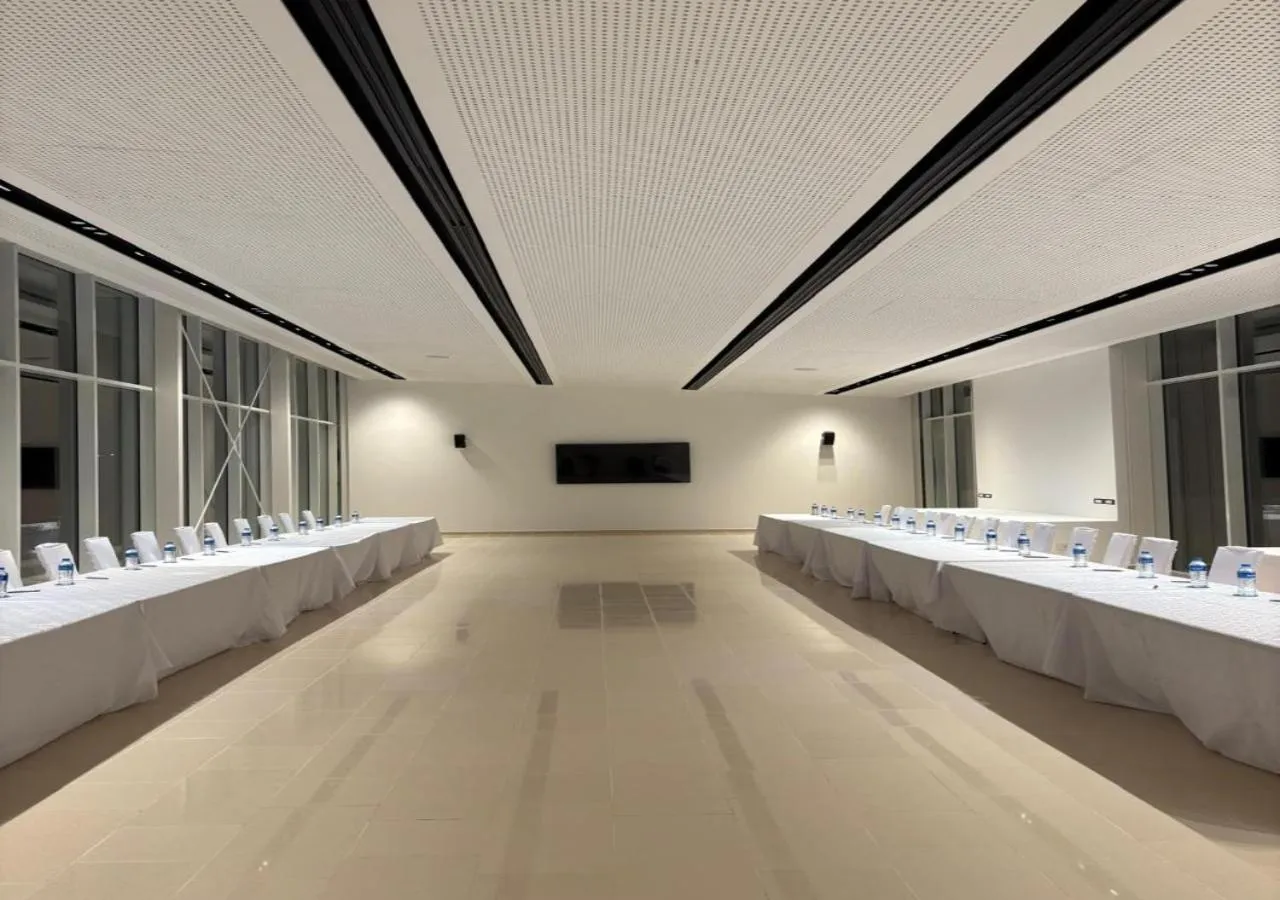 Meeting/conference room in The Lead Hotel