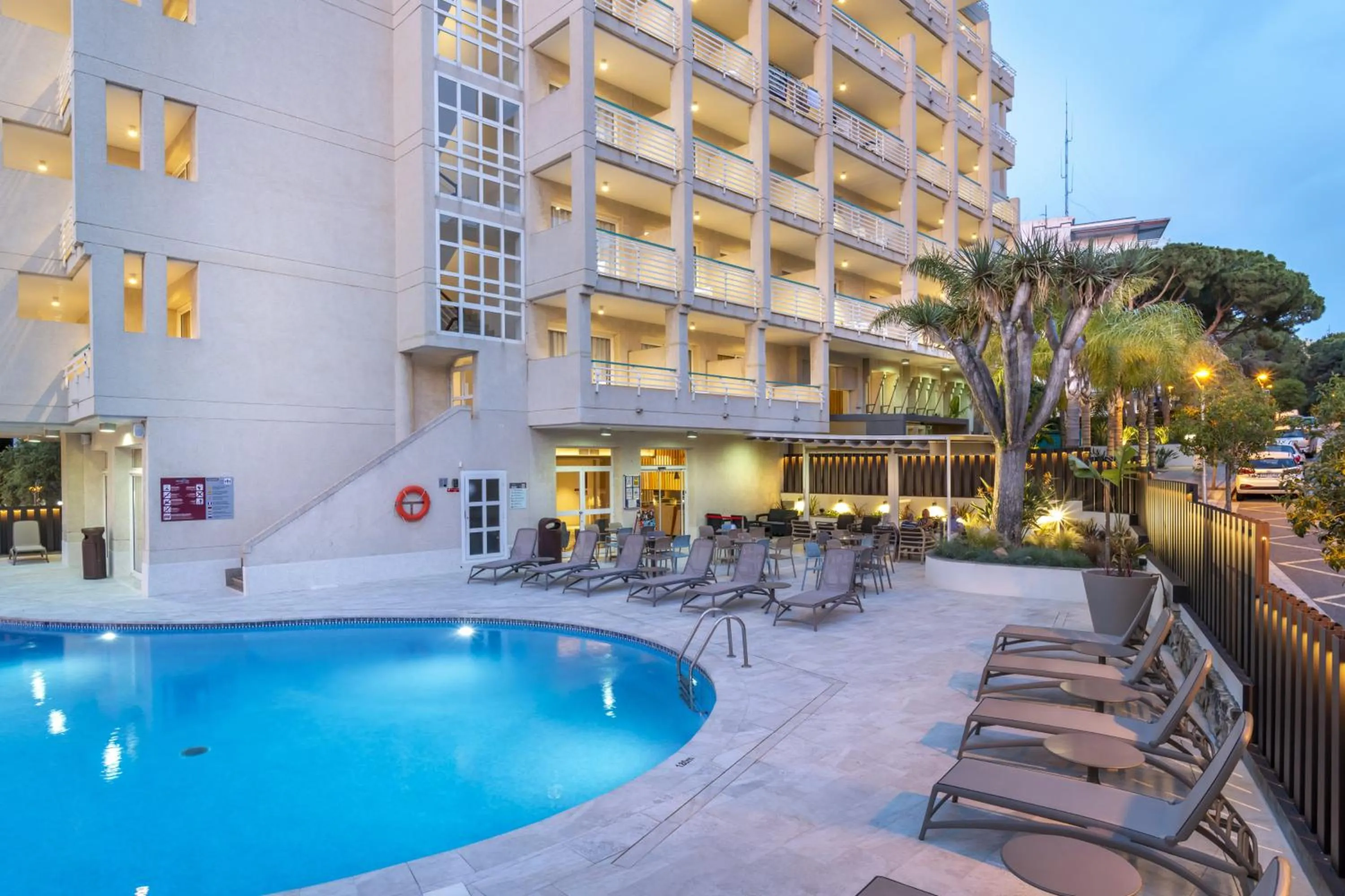 Property building in Golden Acqua Salou