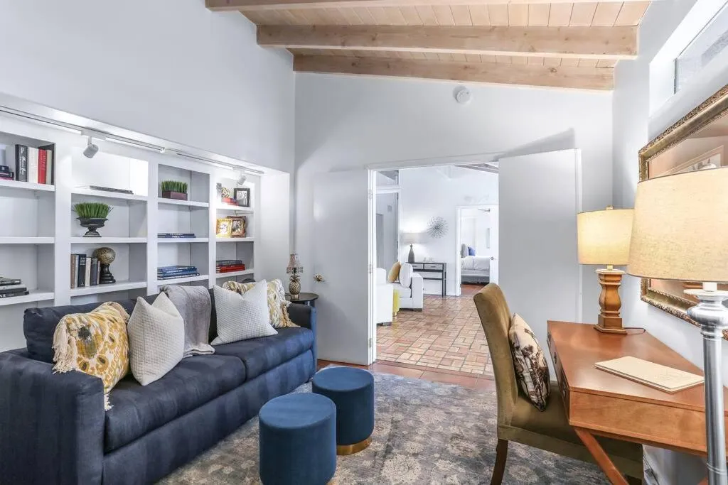 Near Downtown Palm Springs, 7 BD 7 BTH, 80FT Pool, Pickleball