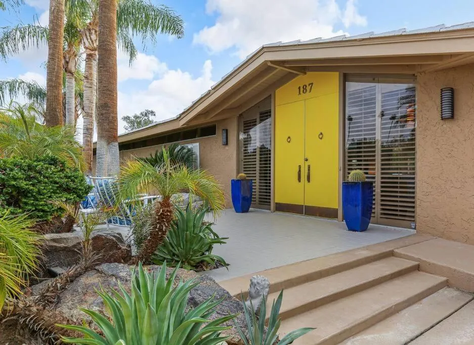 Near Downtown Palm Springs, 7 BD 7 BTH, 80FT Pool, Pickleball