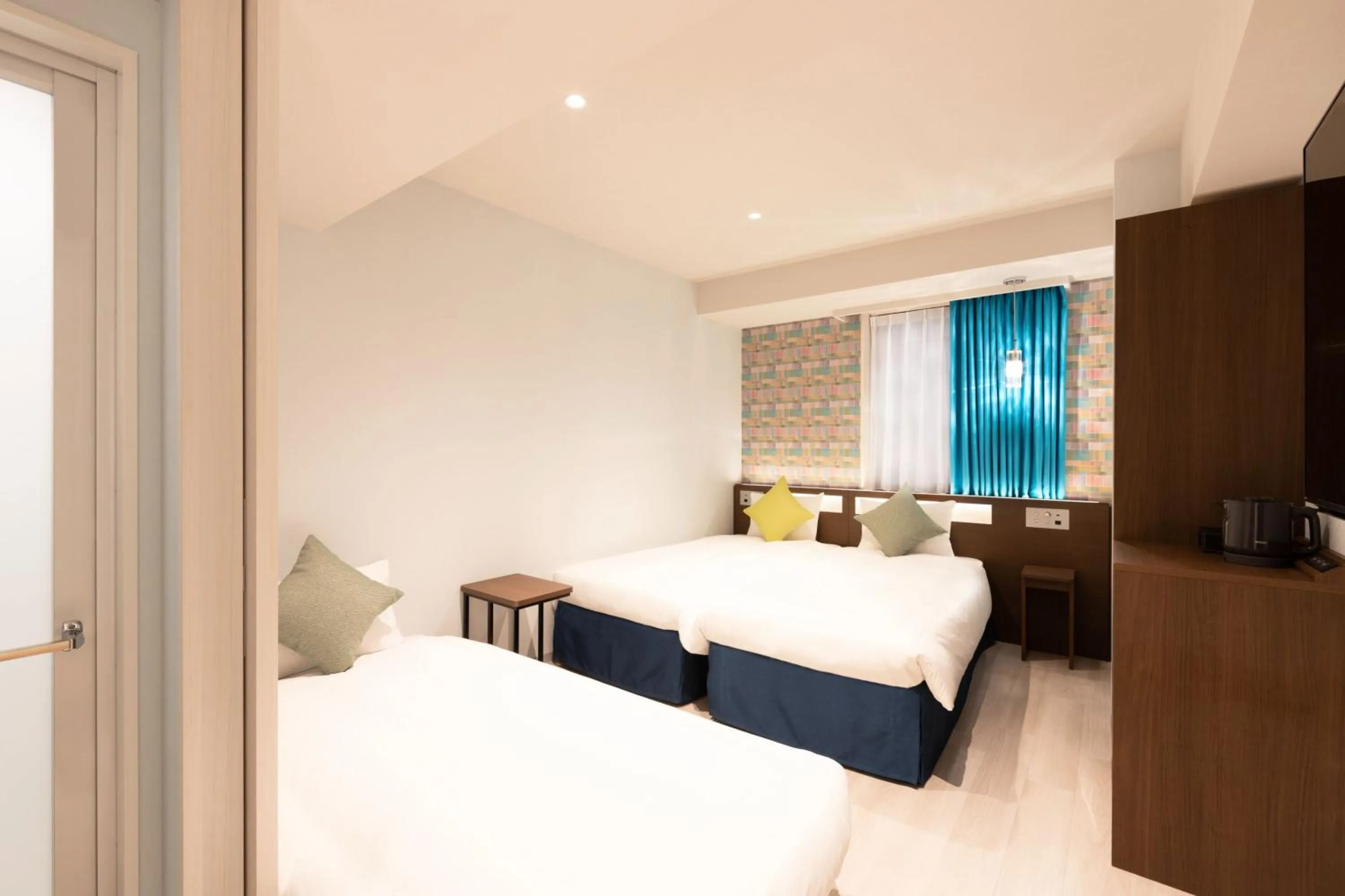 Bed in karaksa hotel colors Tokyo Yaesu