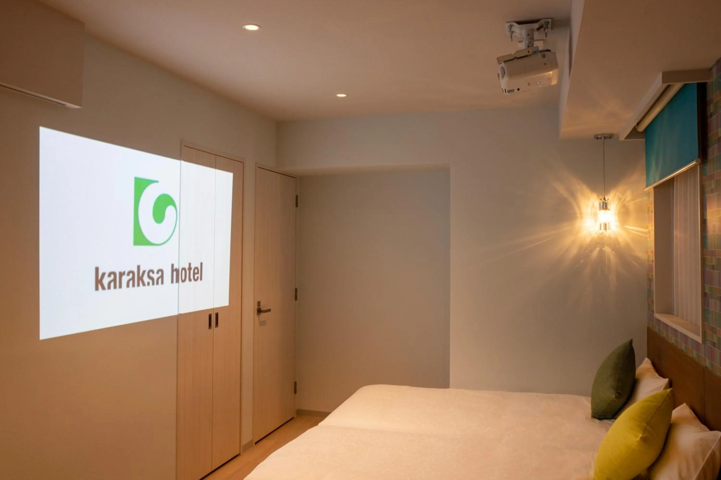 Bed in karaksa hotel colors Tokyo Yaesu