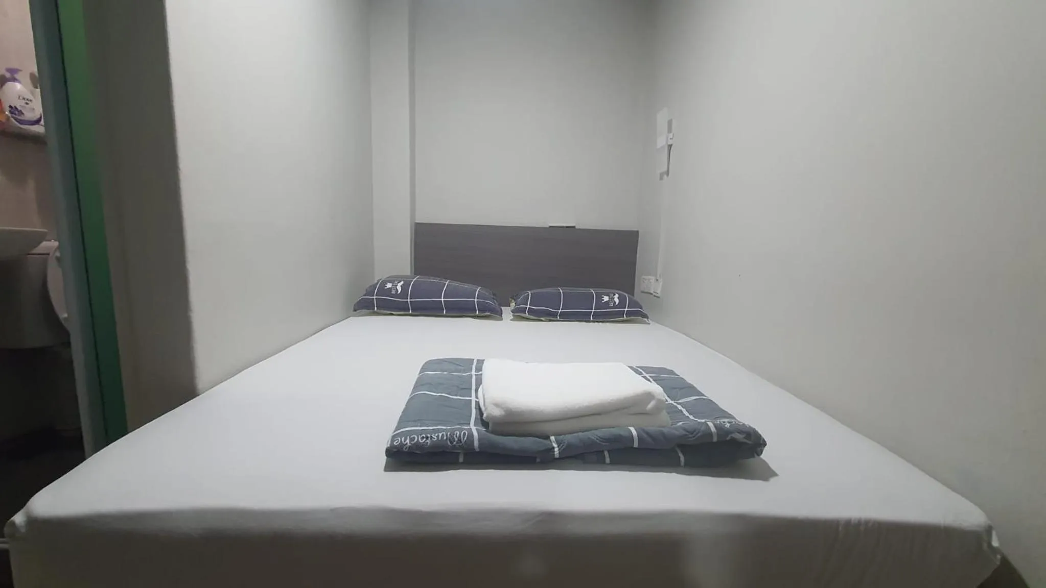 Bedroom, Bed in Haising Hotel