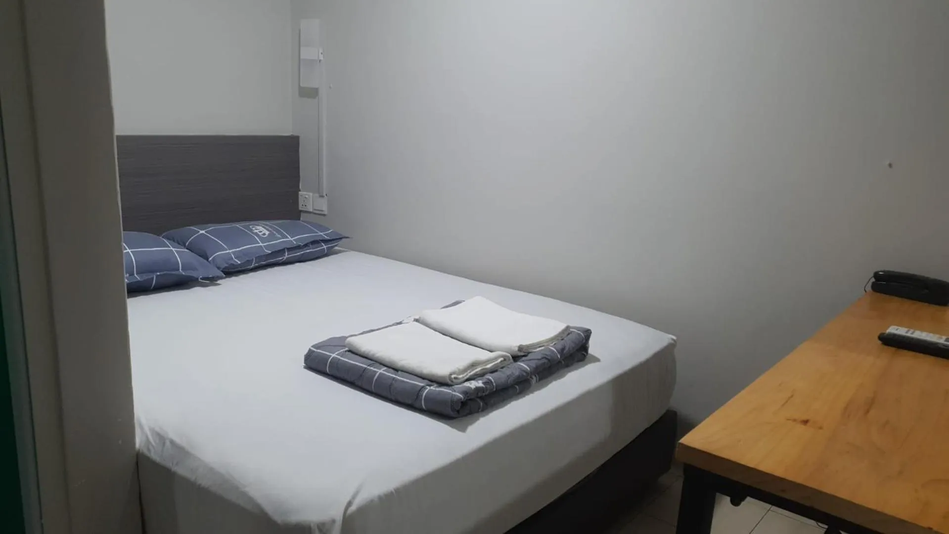 Bedroom, Bed in Haising Hotel