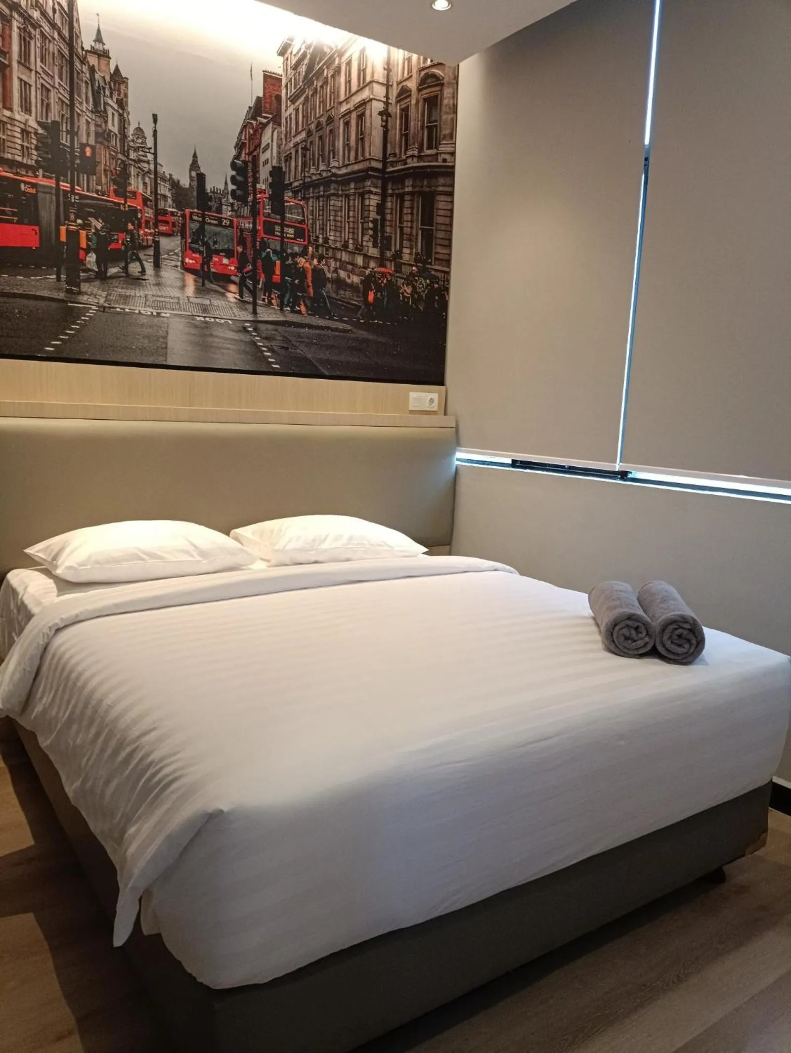 Bed in Odua Golden Mansyur Medan