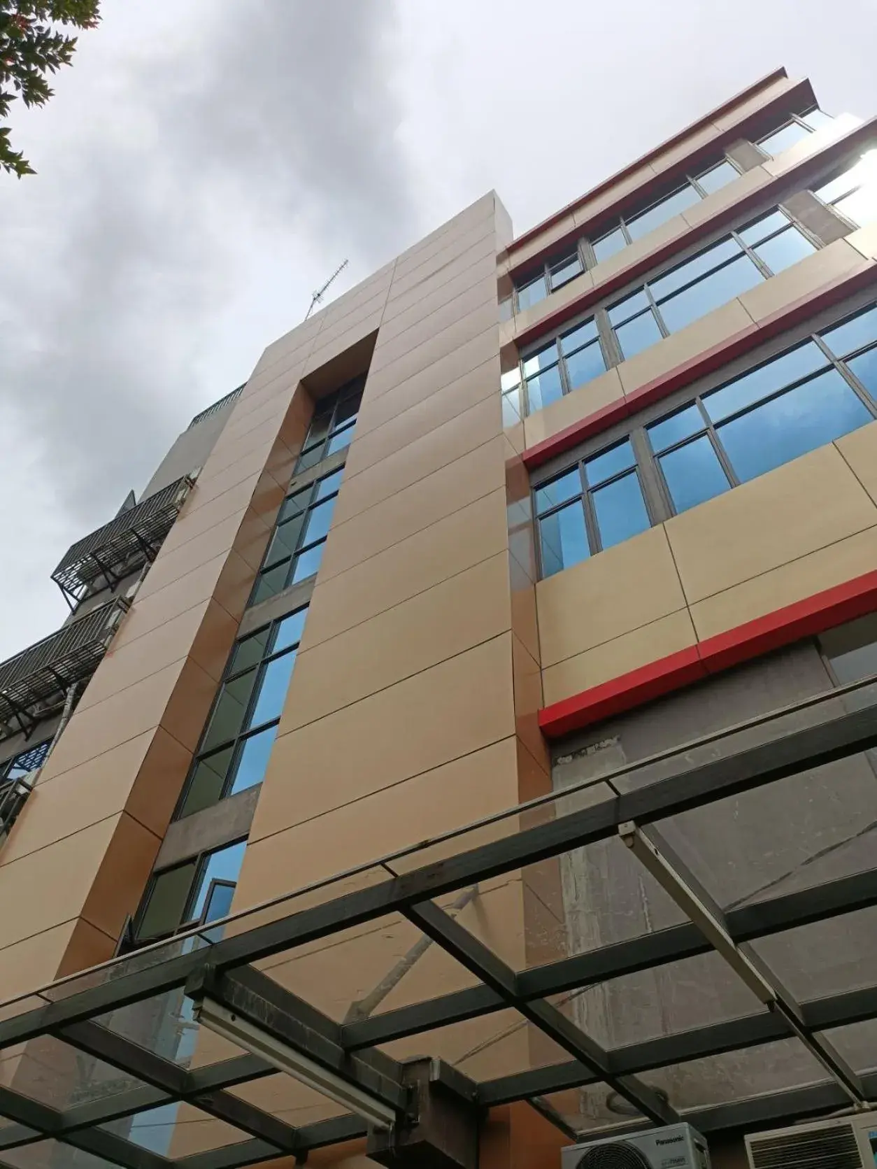 Property building in Odua Golden Mansyur Medan Property building in Odua Golden Mansyur Medan