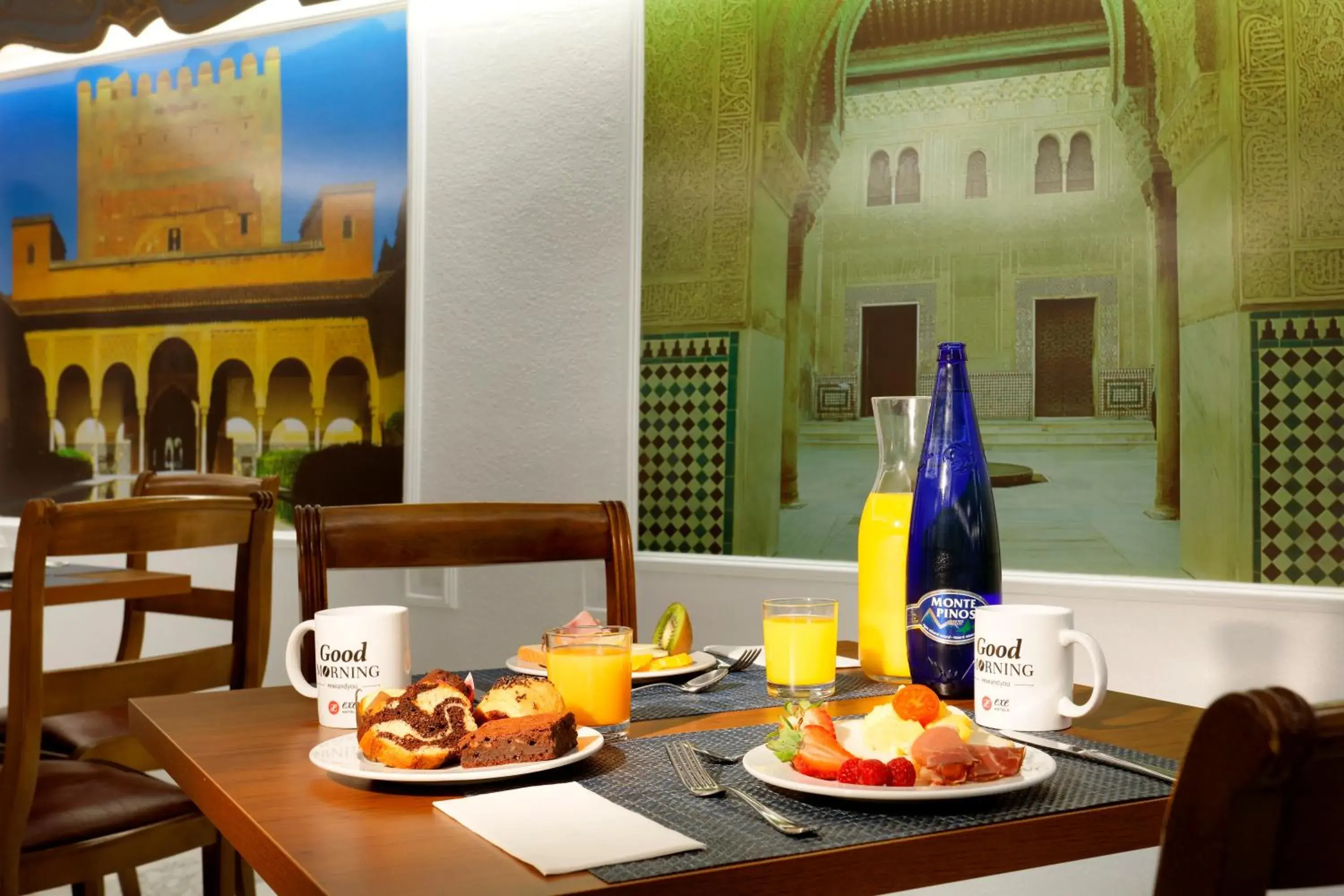 Buffet breakfast in Exe Triunfo Granada Buffet breakfast in Exe Triunfo Granada