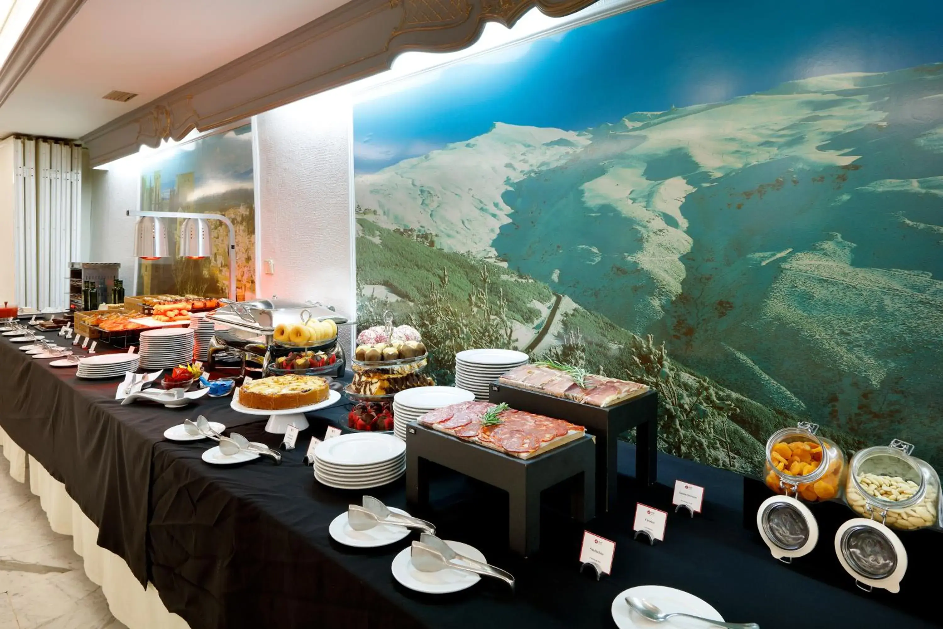 Buffet breakfast in Exe Triunfo Granada Buffet breakfast in Exe Triunfo Granada