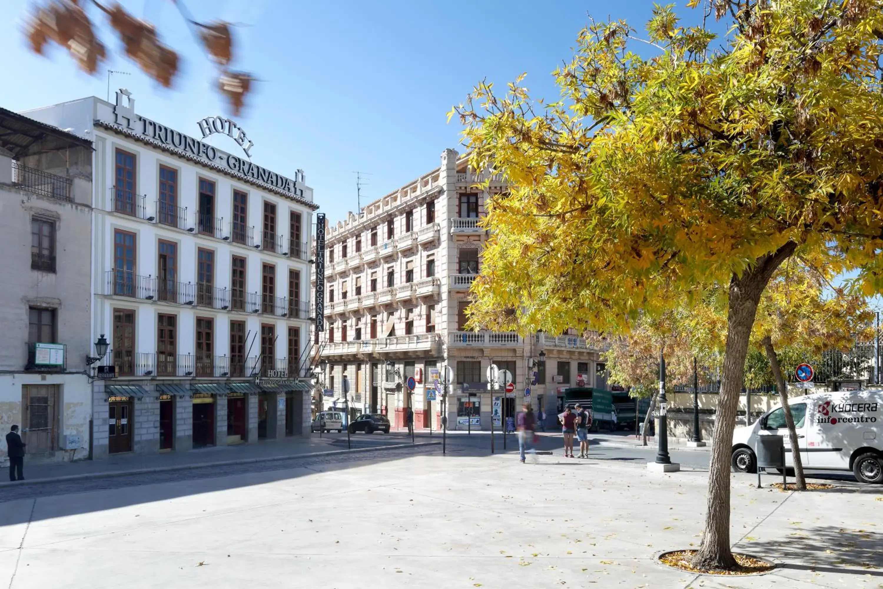 Property building in Exe Triunfo Granada Property building in Exe Triunfo Granada