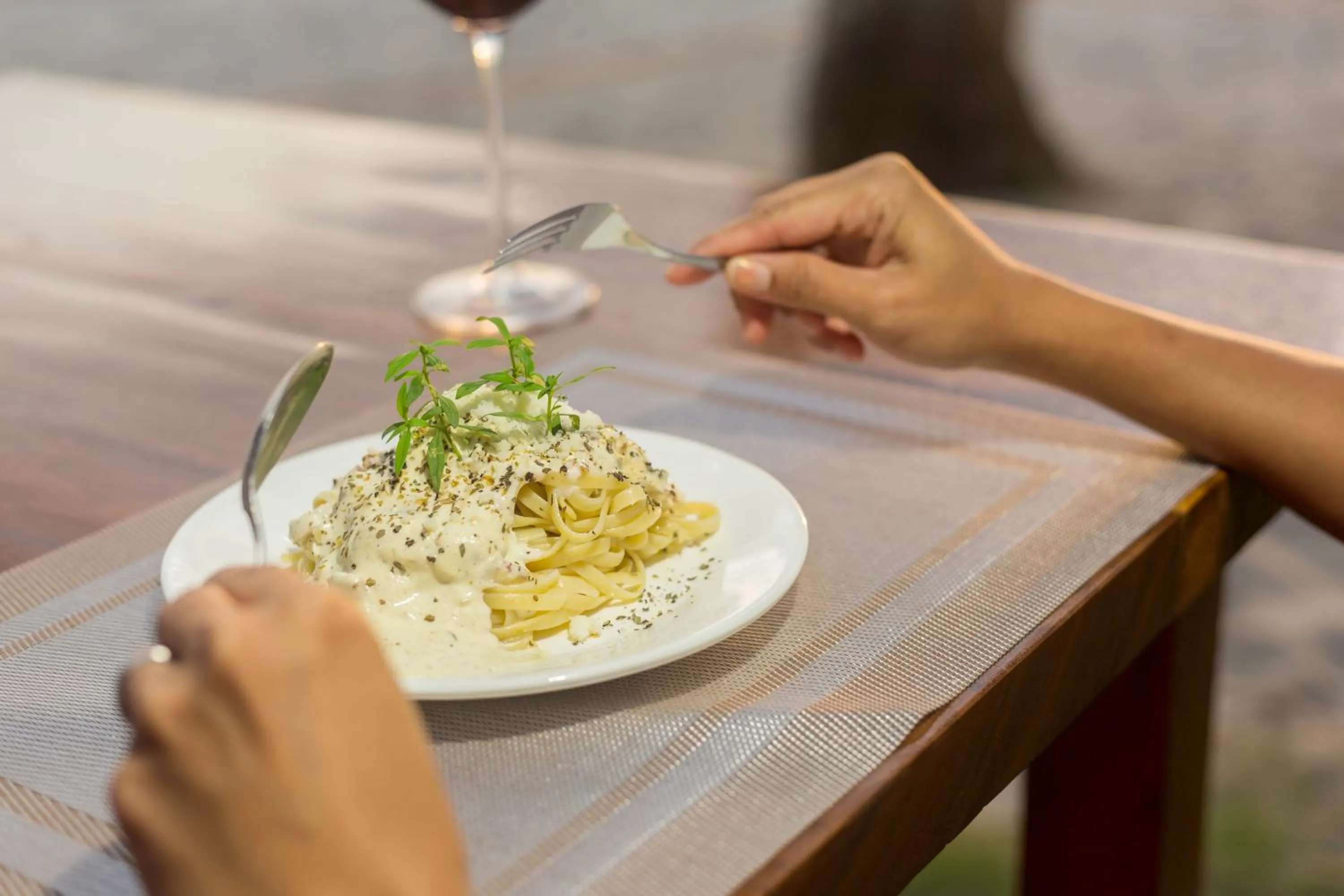 Food and drinks in Antique Amor Bungalows & Villas