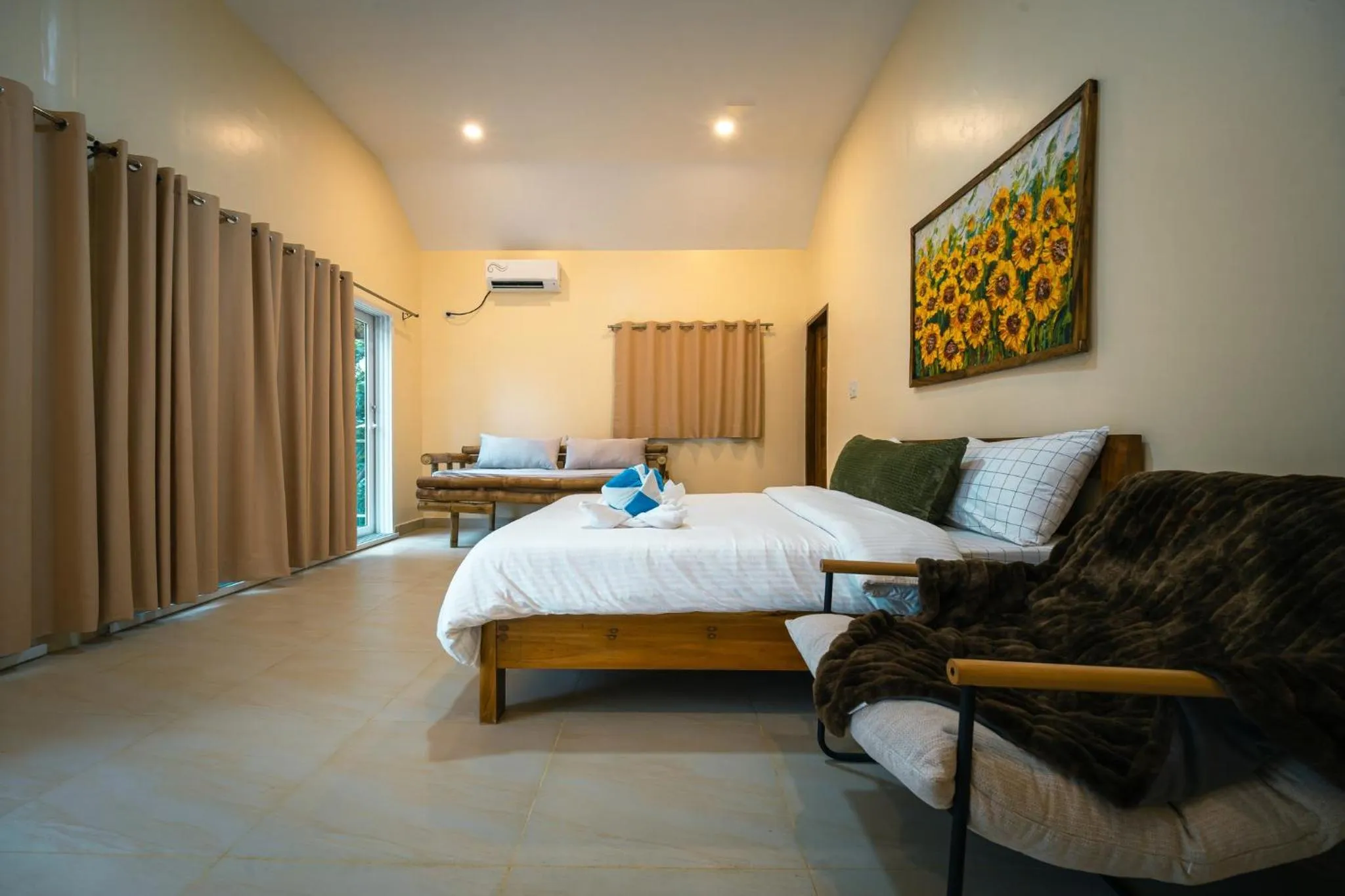 Bed in Antique Amor Bungalows & Villas