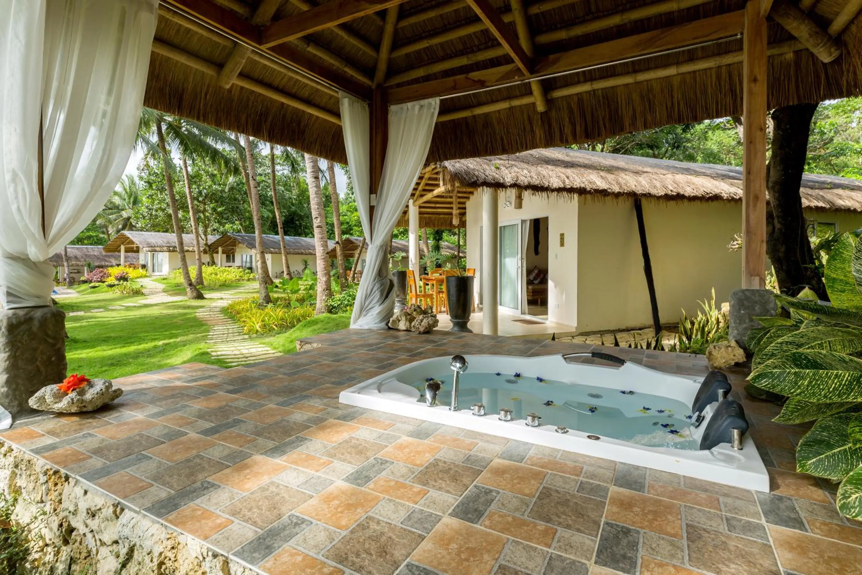 Day in Antique Amor Bungalows & Villas