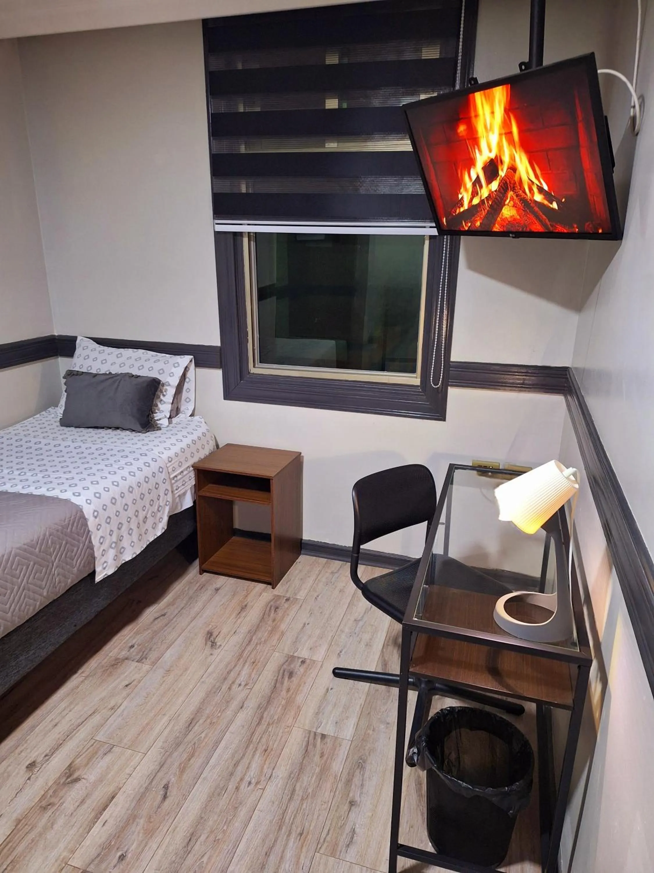 Bed in Hotel Asturias