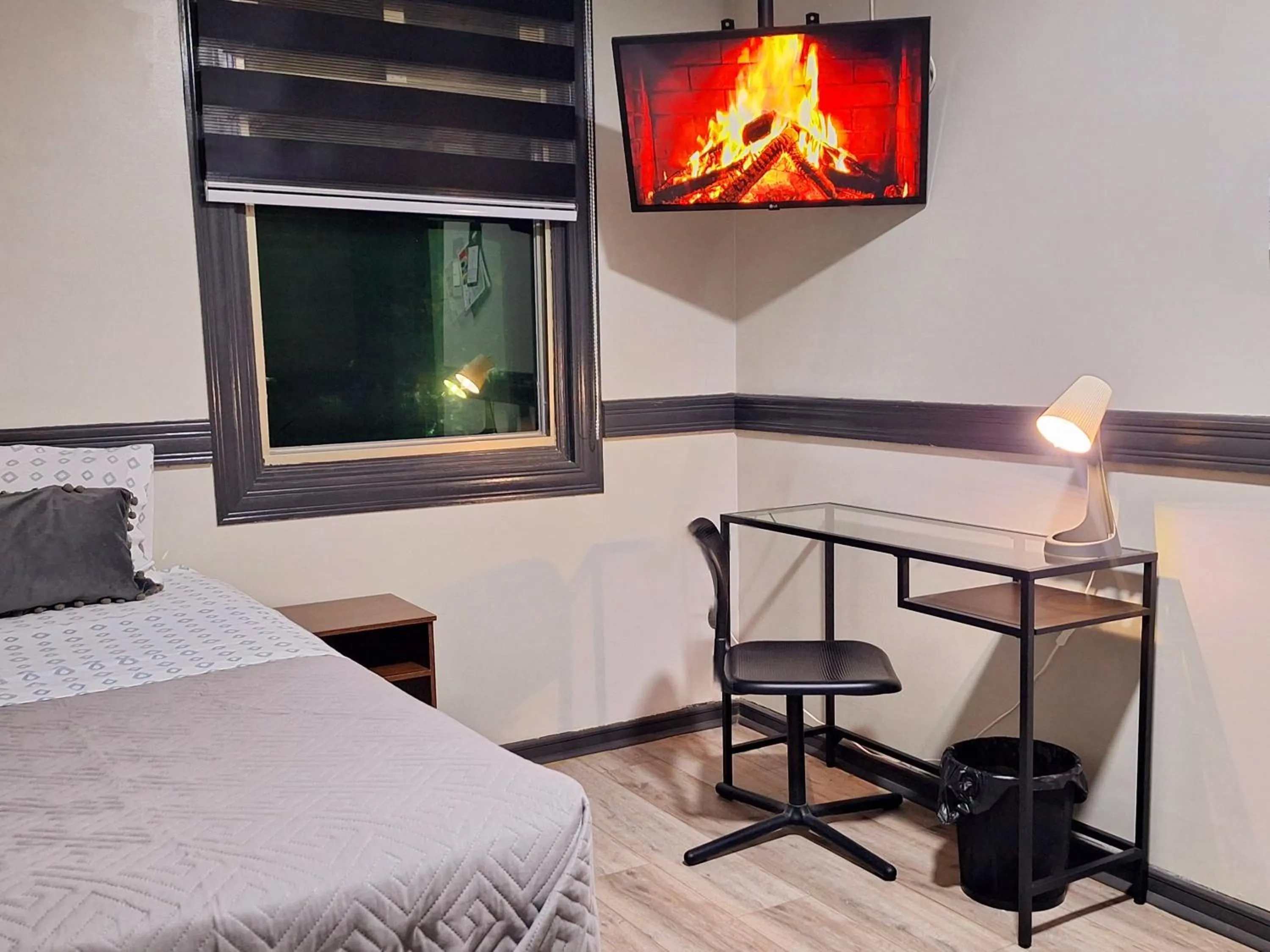 Bed in Hotel Asturias