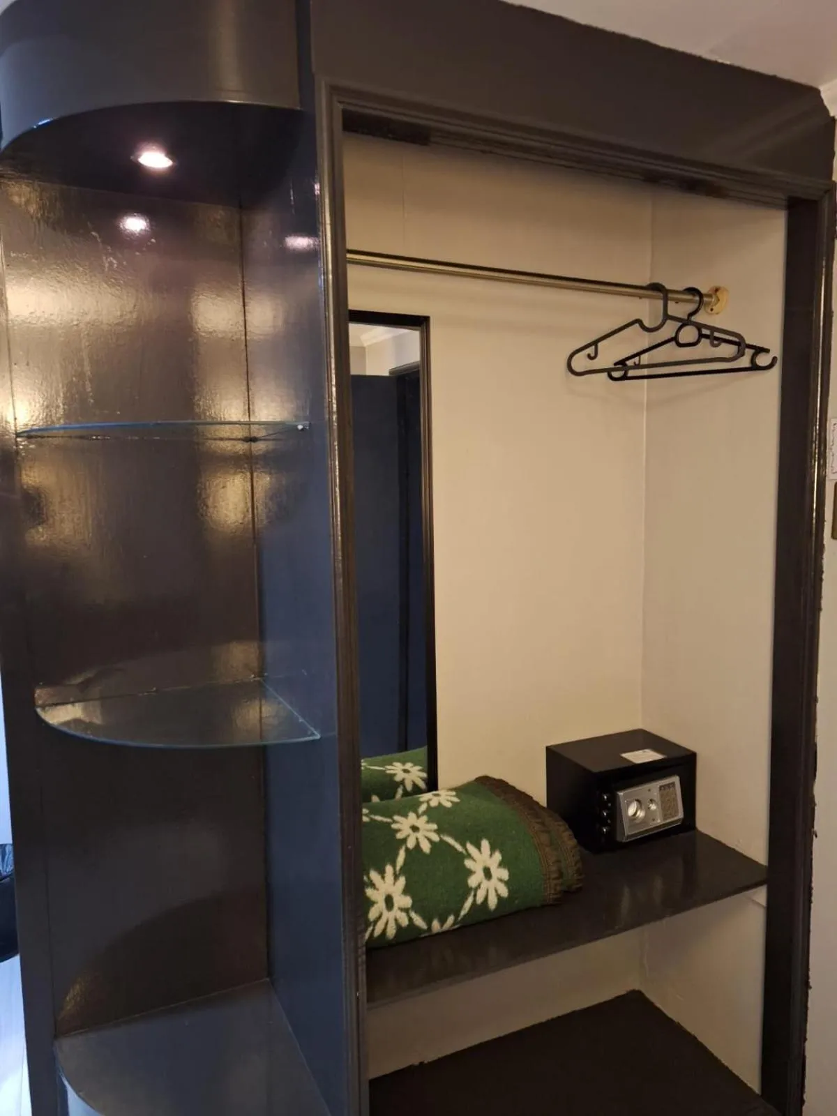 safe in Hotel Asturias