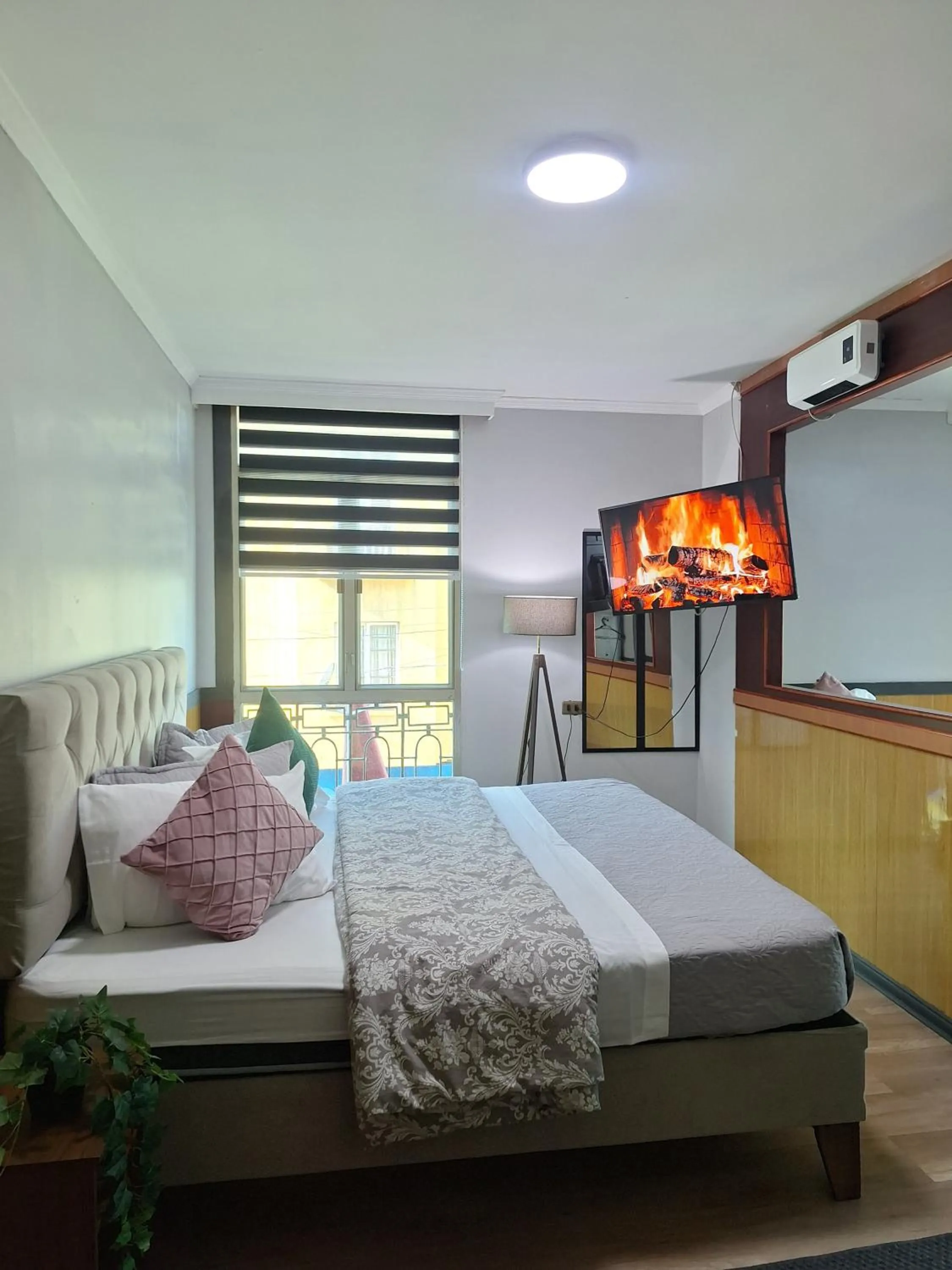 Bed in Hotel Asturias