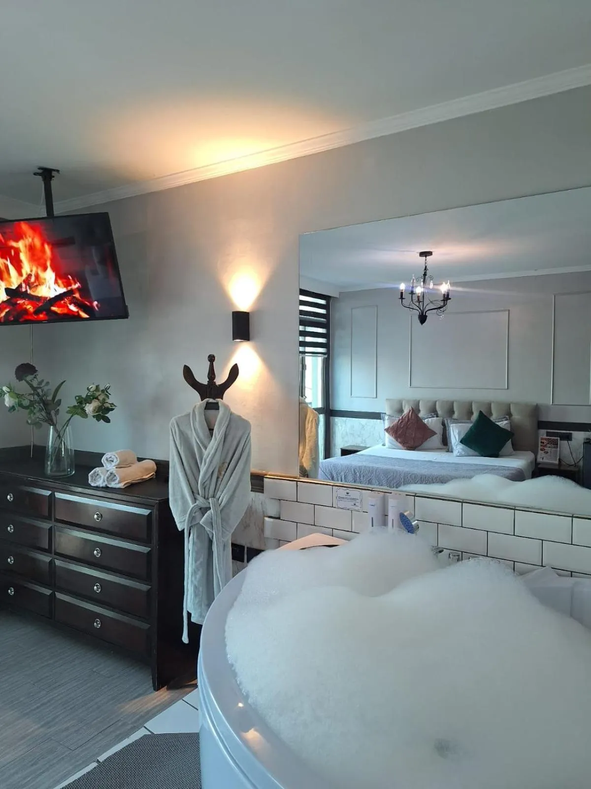 Bed in Hotel Asturias