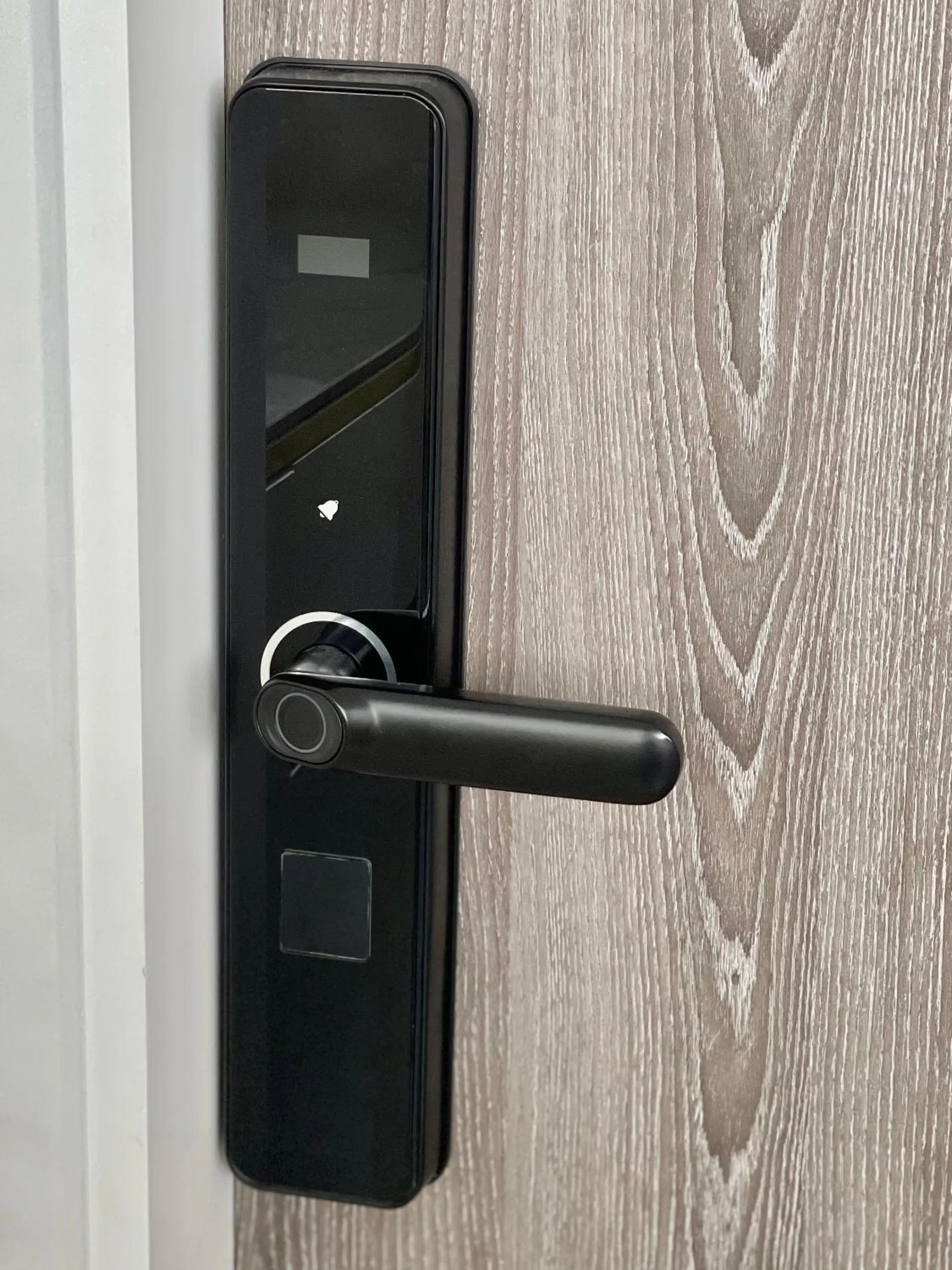 Facade/entrance in Continew Residence by Shuen