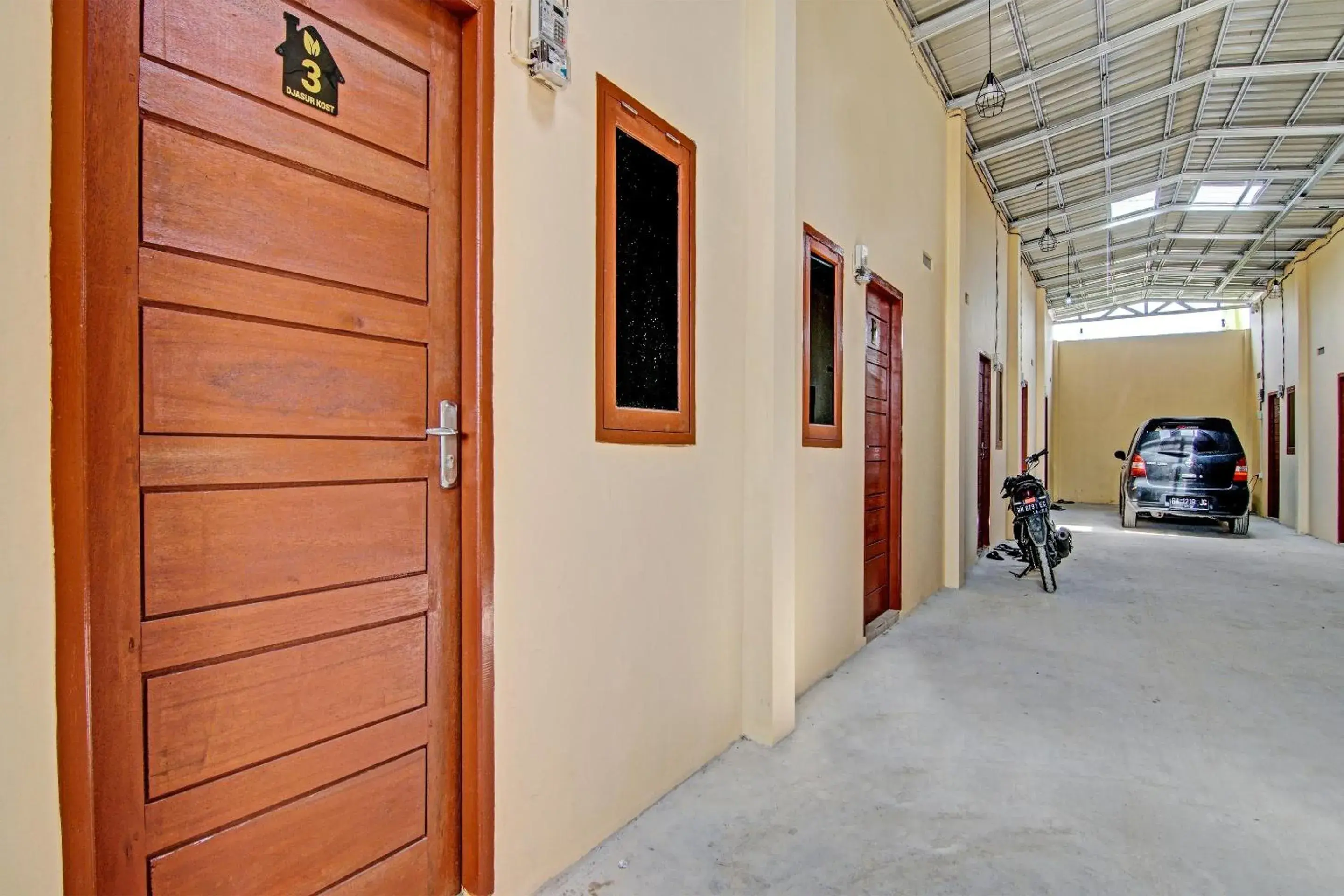 Lobby or reception in Hotel O Djasur Kost Lobby or reception in Hotel O Djasur Kost