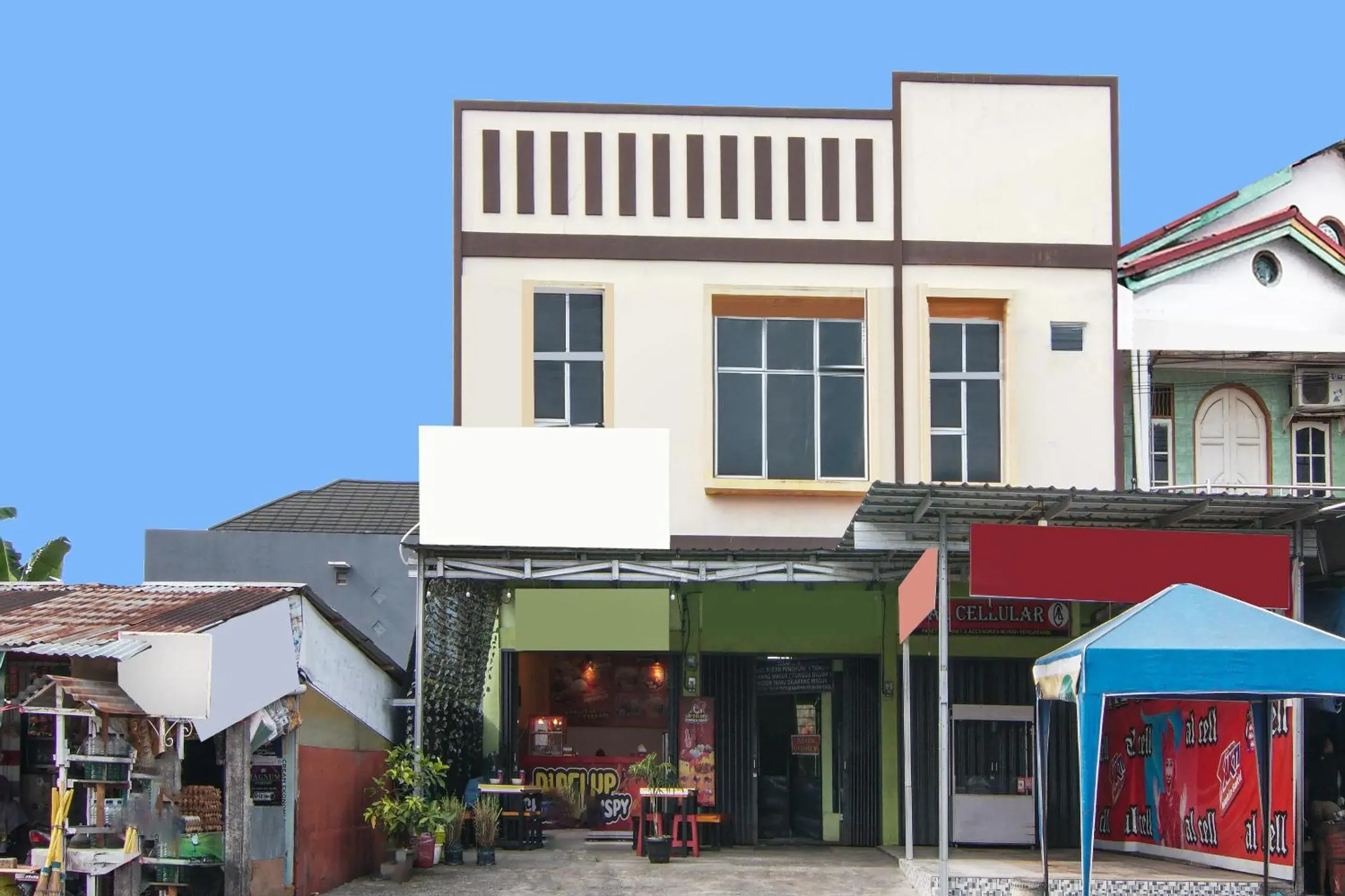 Facade/entrance in Hotel O Sg 99 Homestay Syariah Near SMP N 34 Pekanbaru Facade/entrance in Hotel O Sg 99 Homestay Syariah Near SMP N 34 Pekanbaru