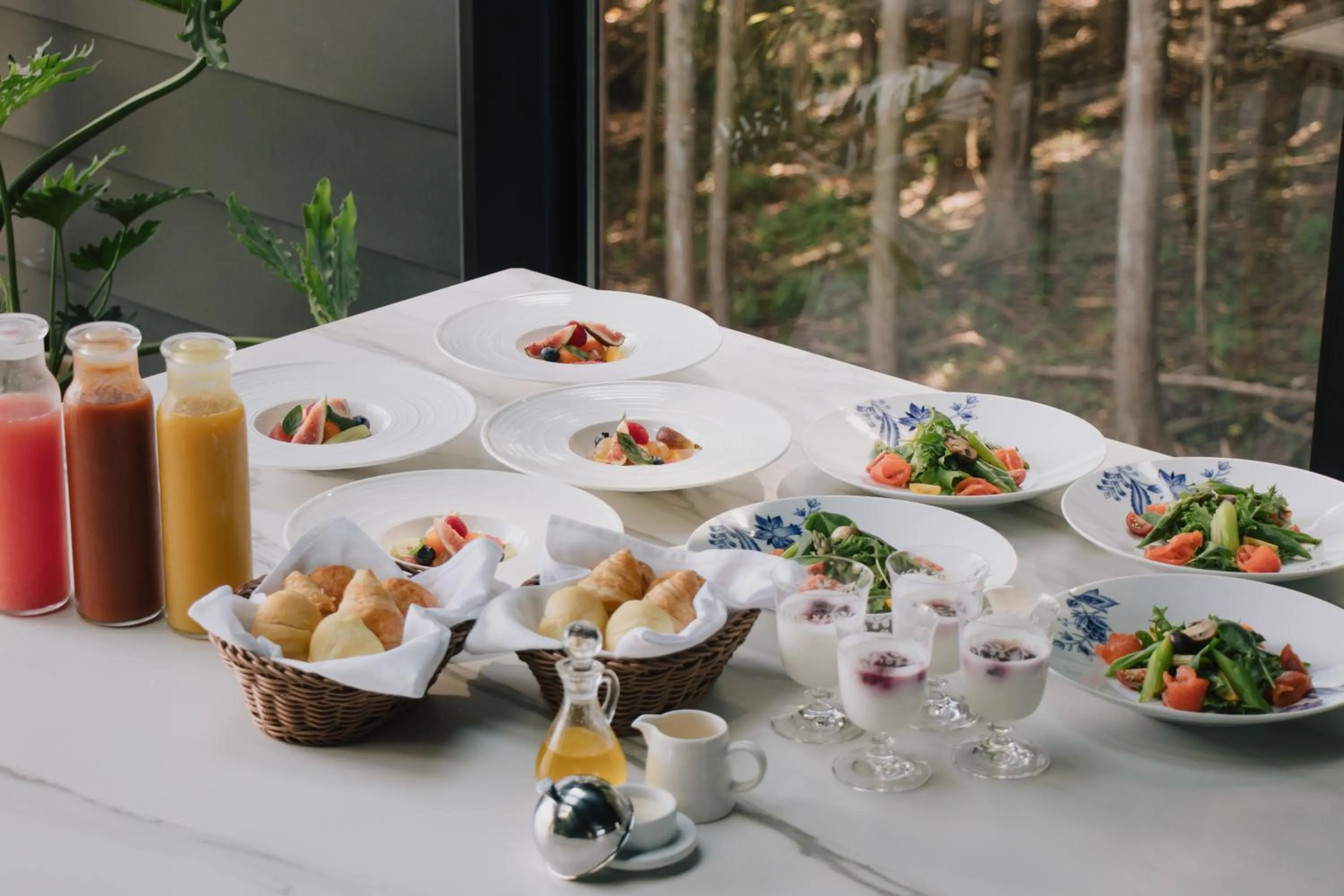 Food and drinks in hotel norm air