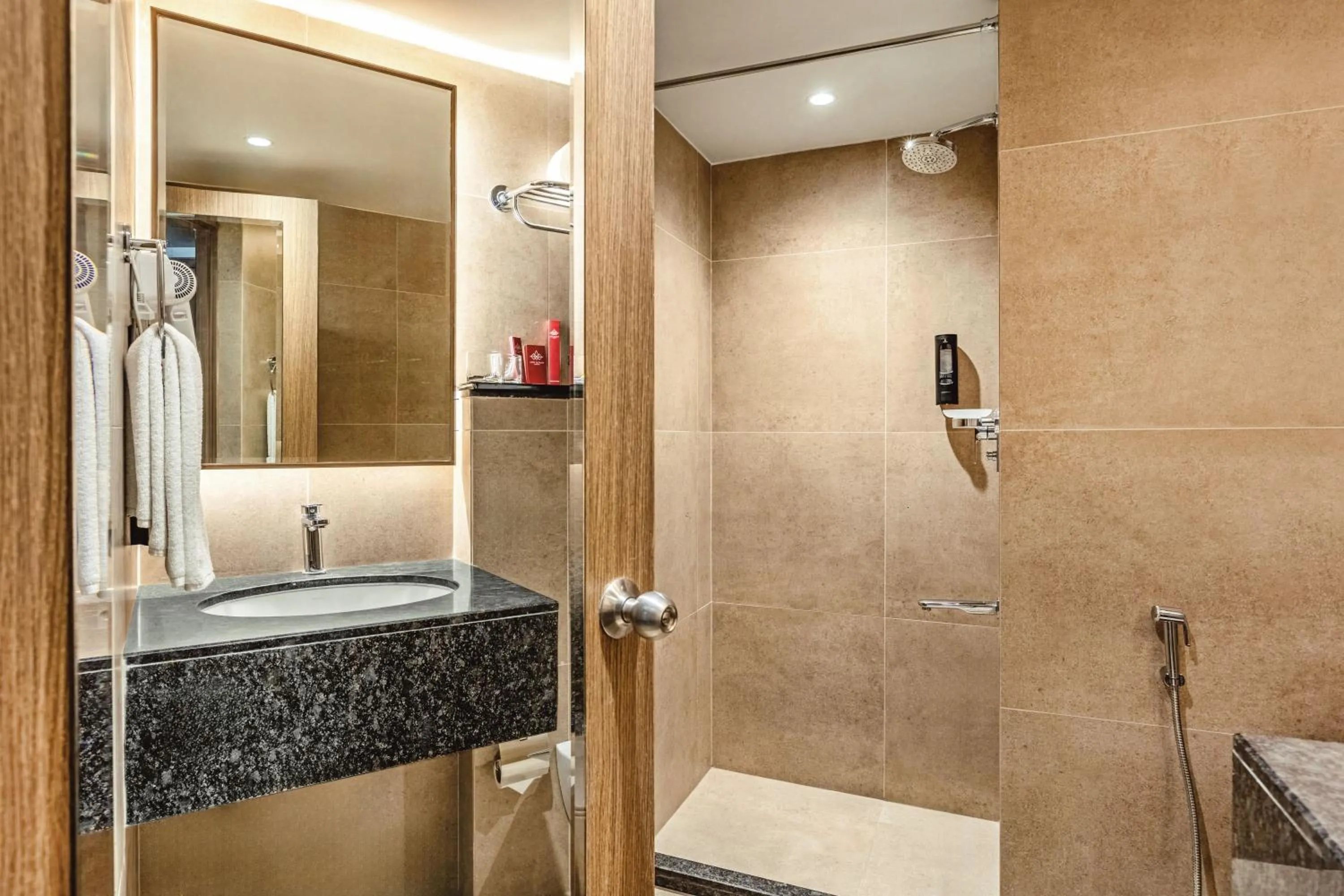 Shower in Mango Hill Central Chennai