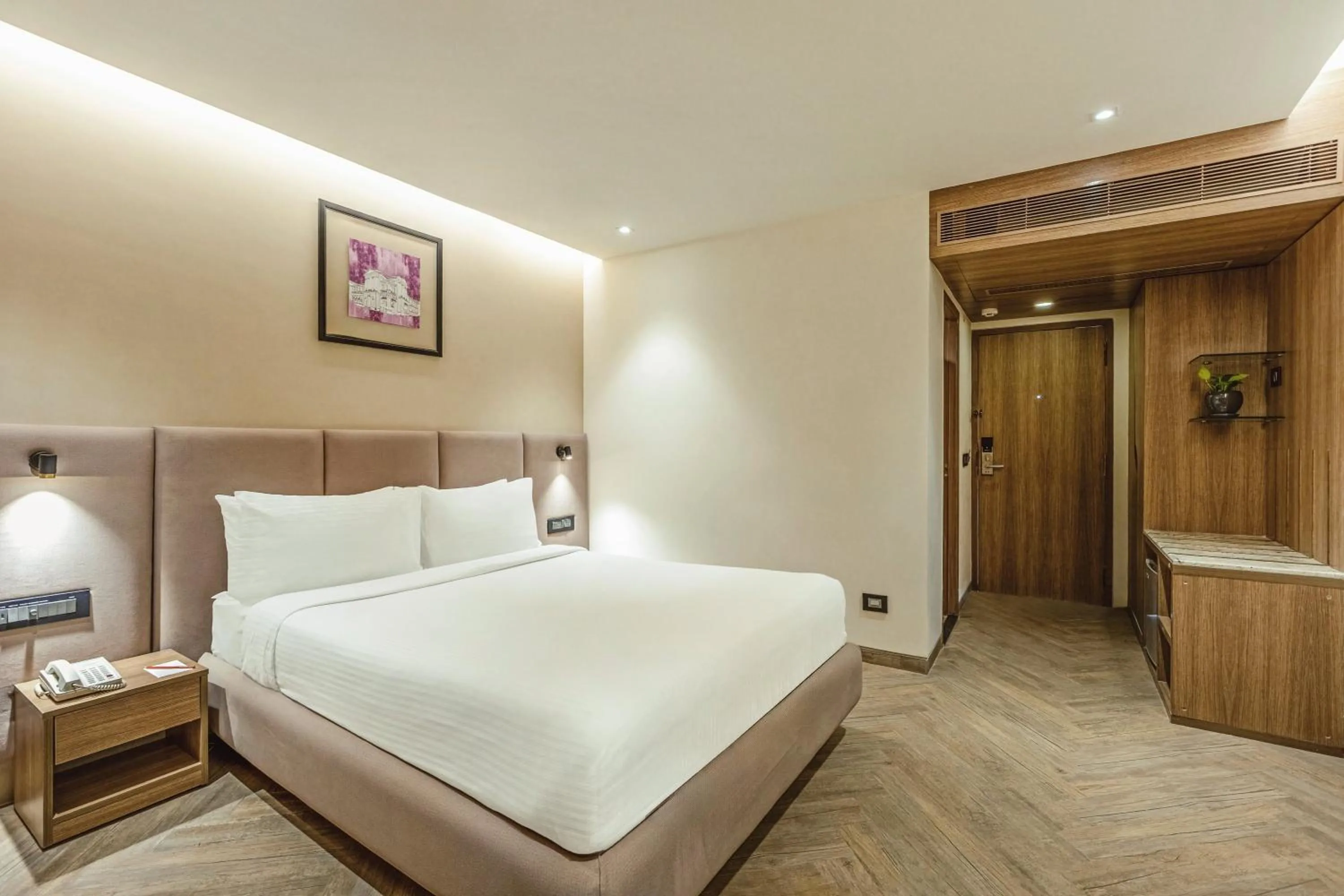 Bed in Mango Hill Central Chennai