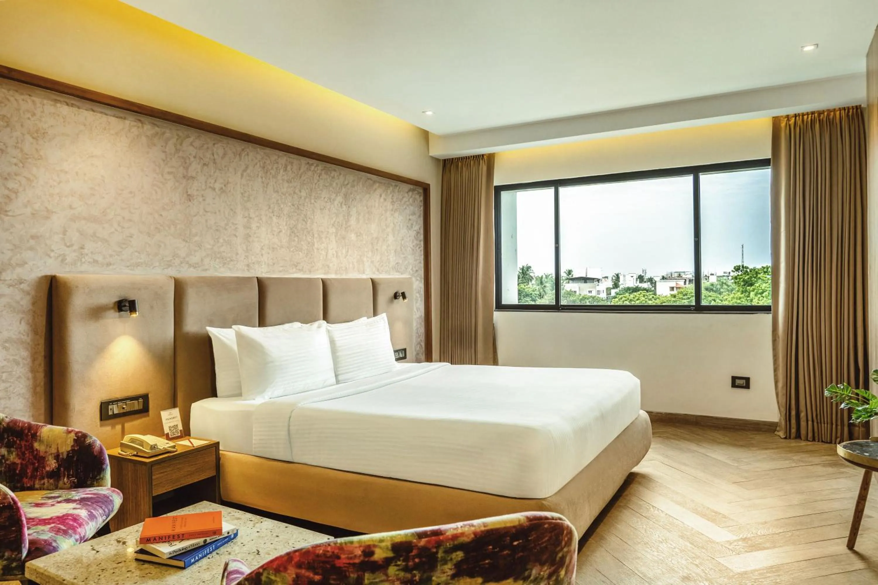 Bed in Mango Hill Central Chennai