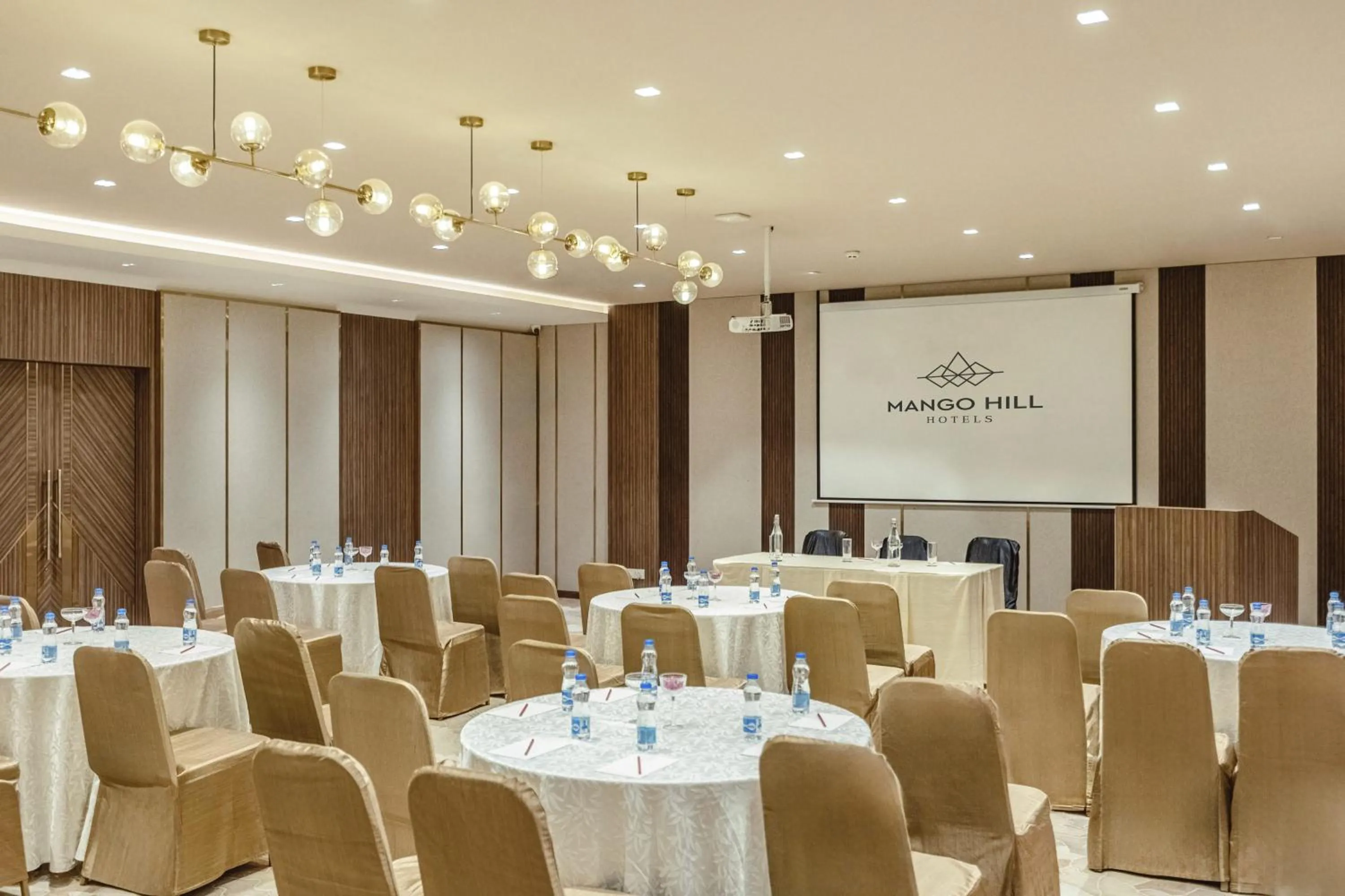 Banquet/Function facilities in Mango Hill Central Chennai