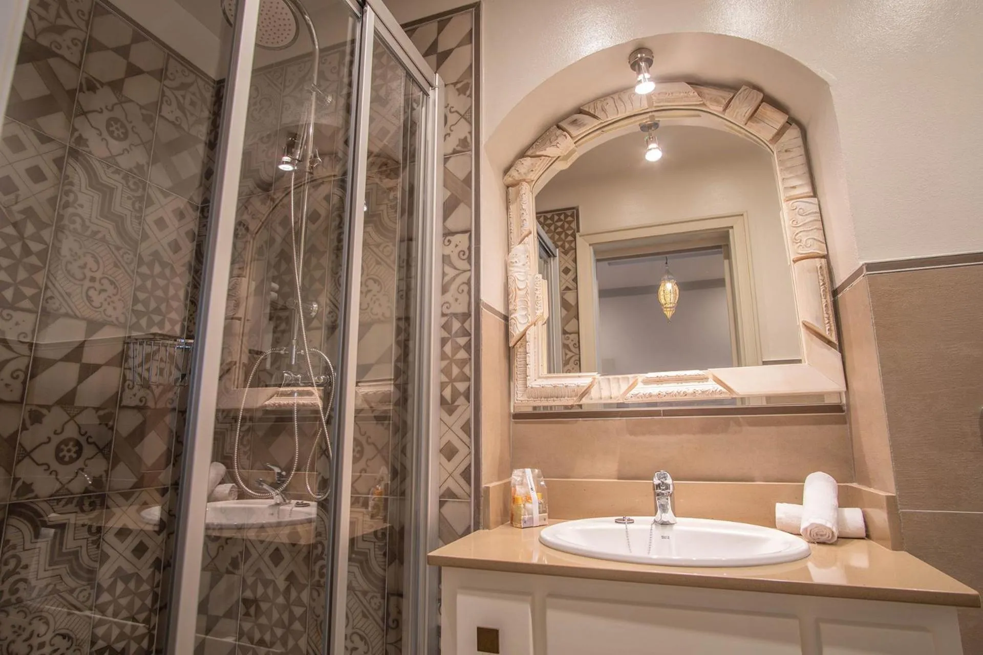Shower in Apartamentos Turísticos La Baílla