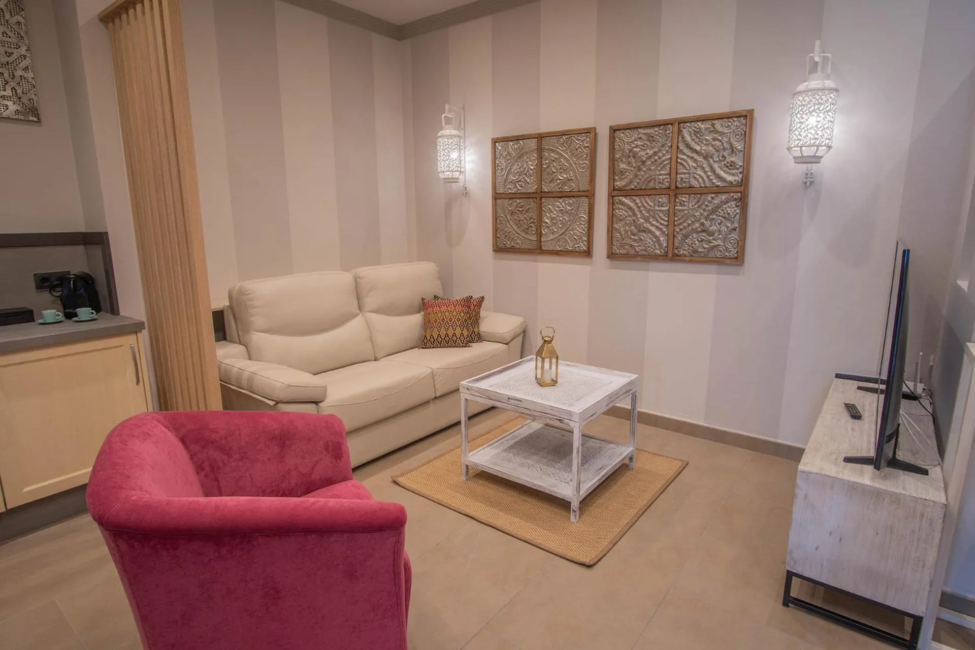 TV and multimedia in Apartamentos Turísticos La Baílla