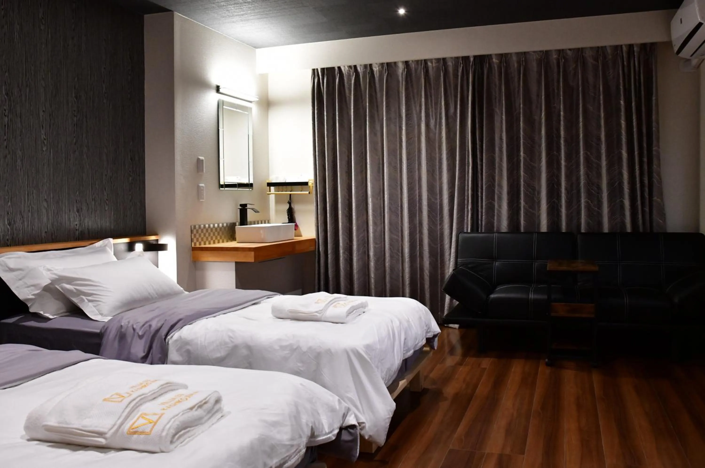 Bedroom, Bed in Villa 33 Kashikojima