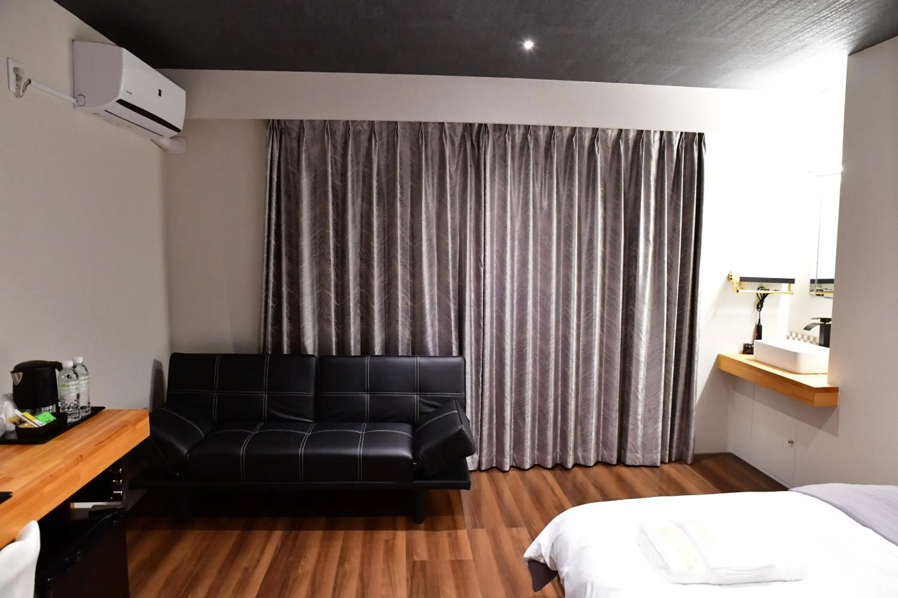 Bedroom, Bed in Villa 33 Kashikojima Bedroom, Bed in Villa 33 Kashikojima