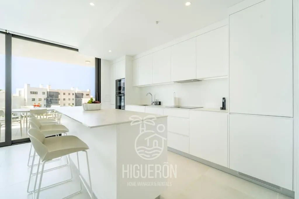 HigueronRentals Malibu