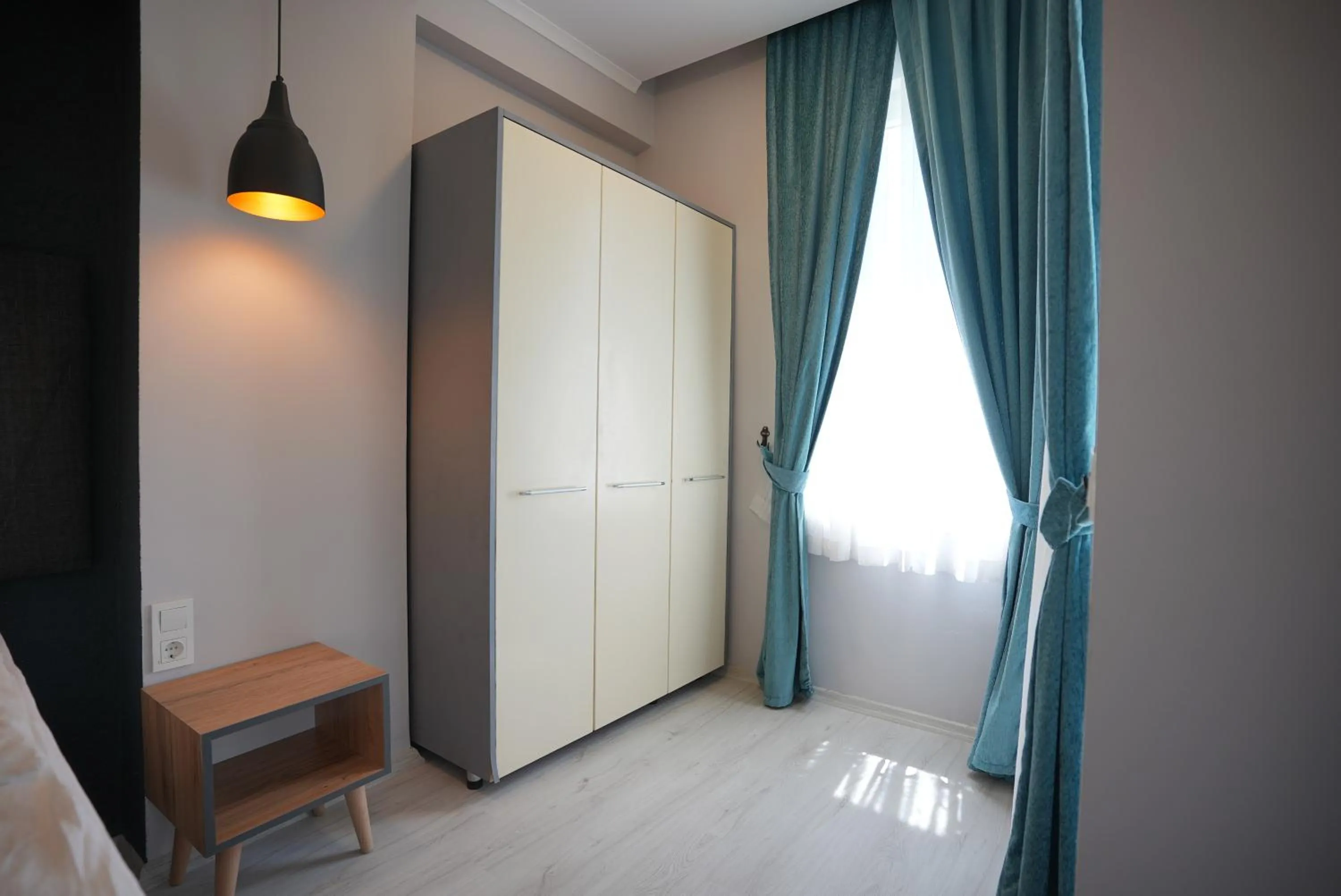 wardrobe, Bed in Nar 15 Boutique