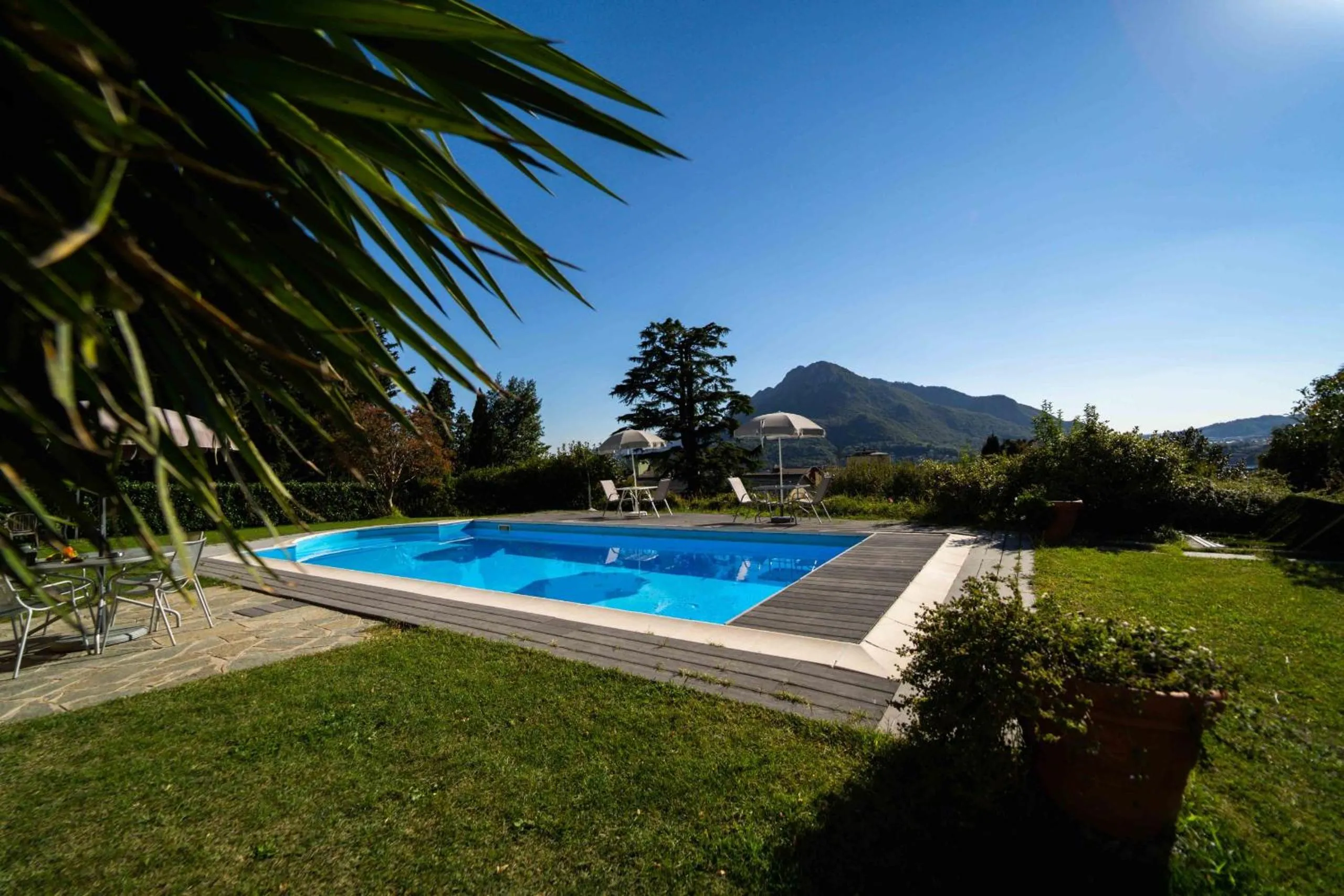 Pool view in Montebello