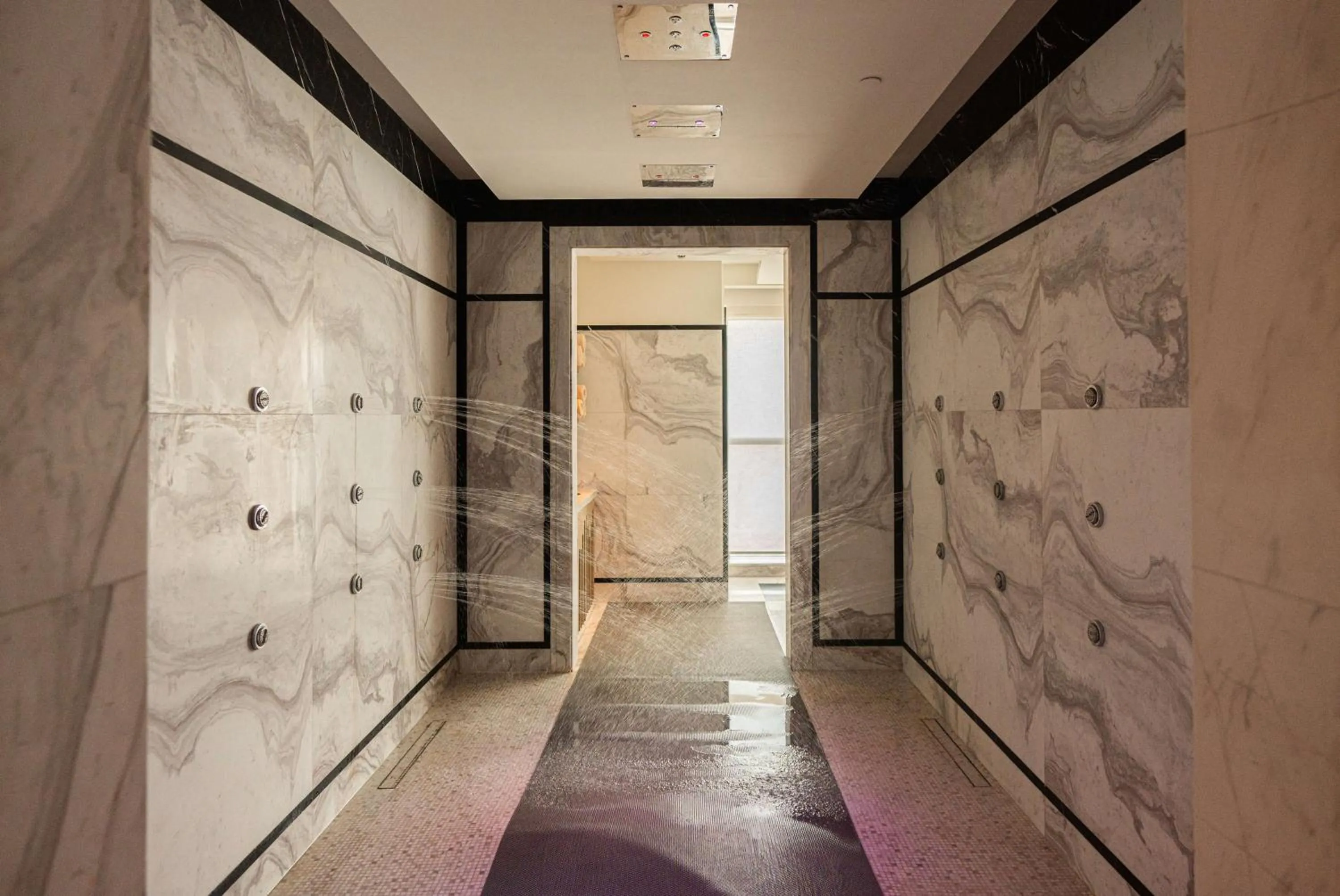 Spa and wellness centre/facilities in Waldorf Astoria Doha West Bay