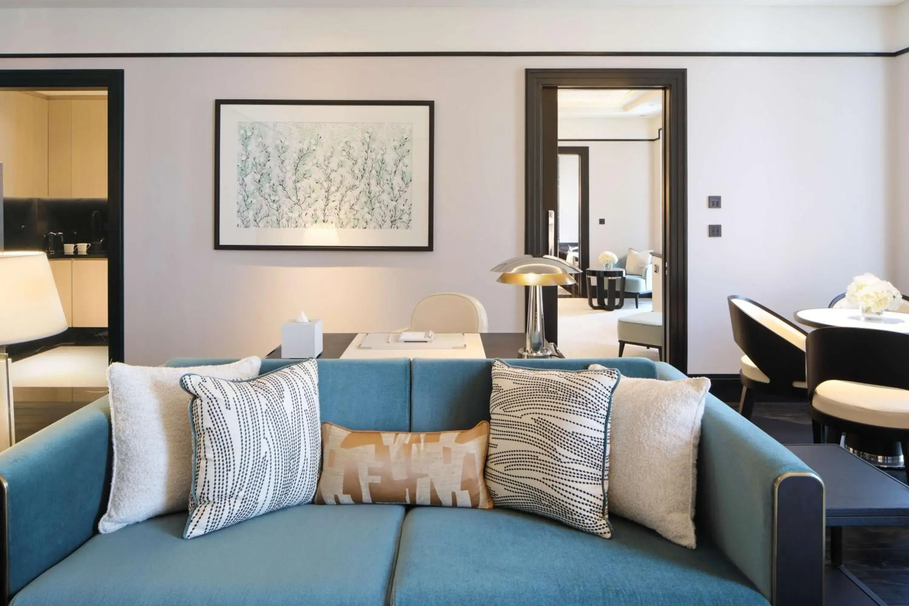 Living room in Waldorf Astoria Doha West Bay Living room in Waldorf Astoria Doha West Bay